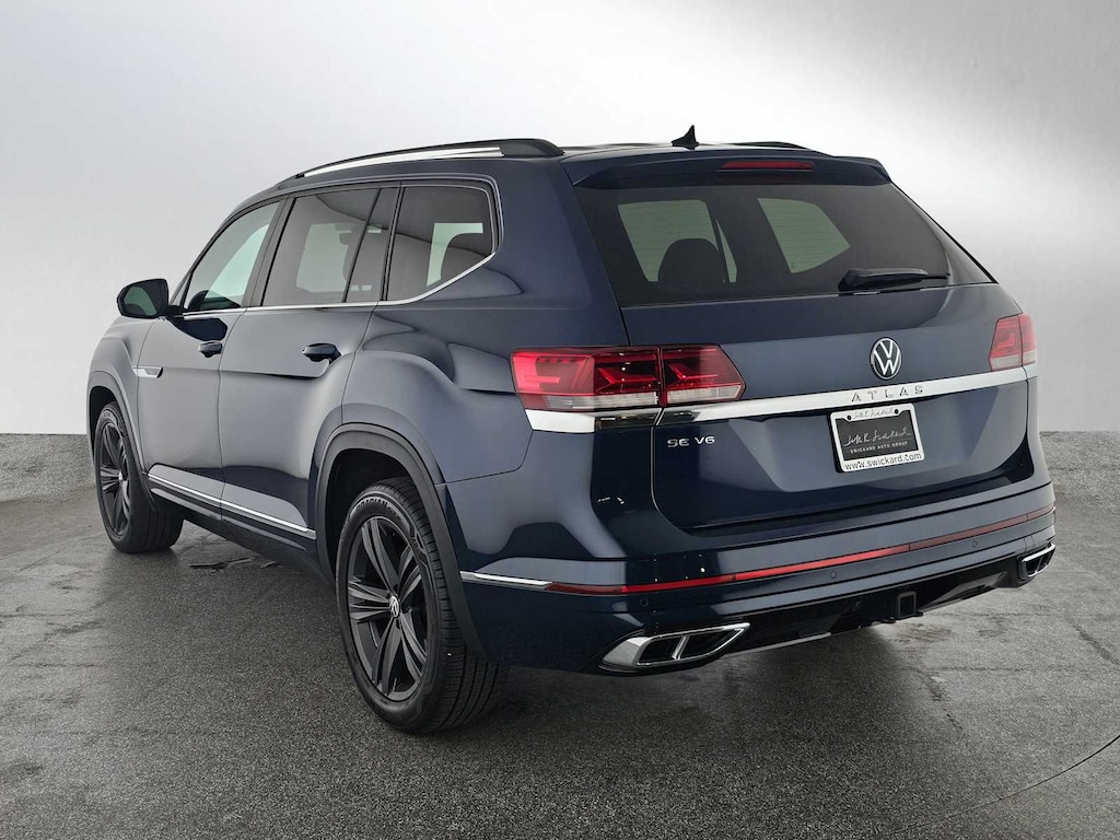 Used 2021 Volkswagen Atlas 3.6L V6 SE w/Technology R-Line SUV