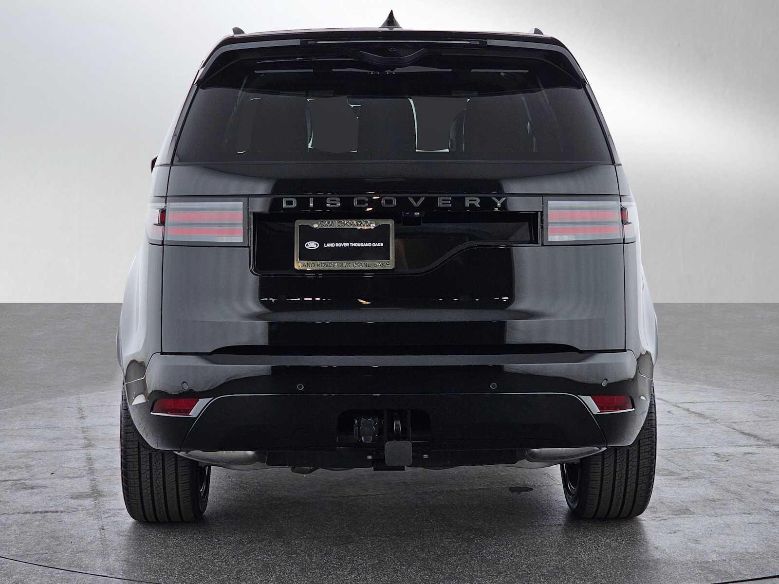 2025 Land Rover Discovery SE photo 3