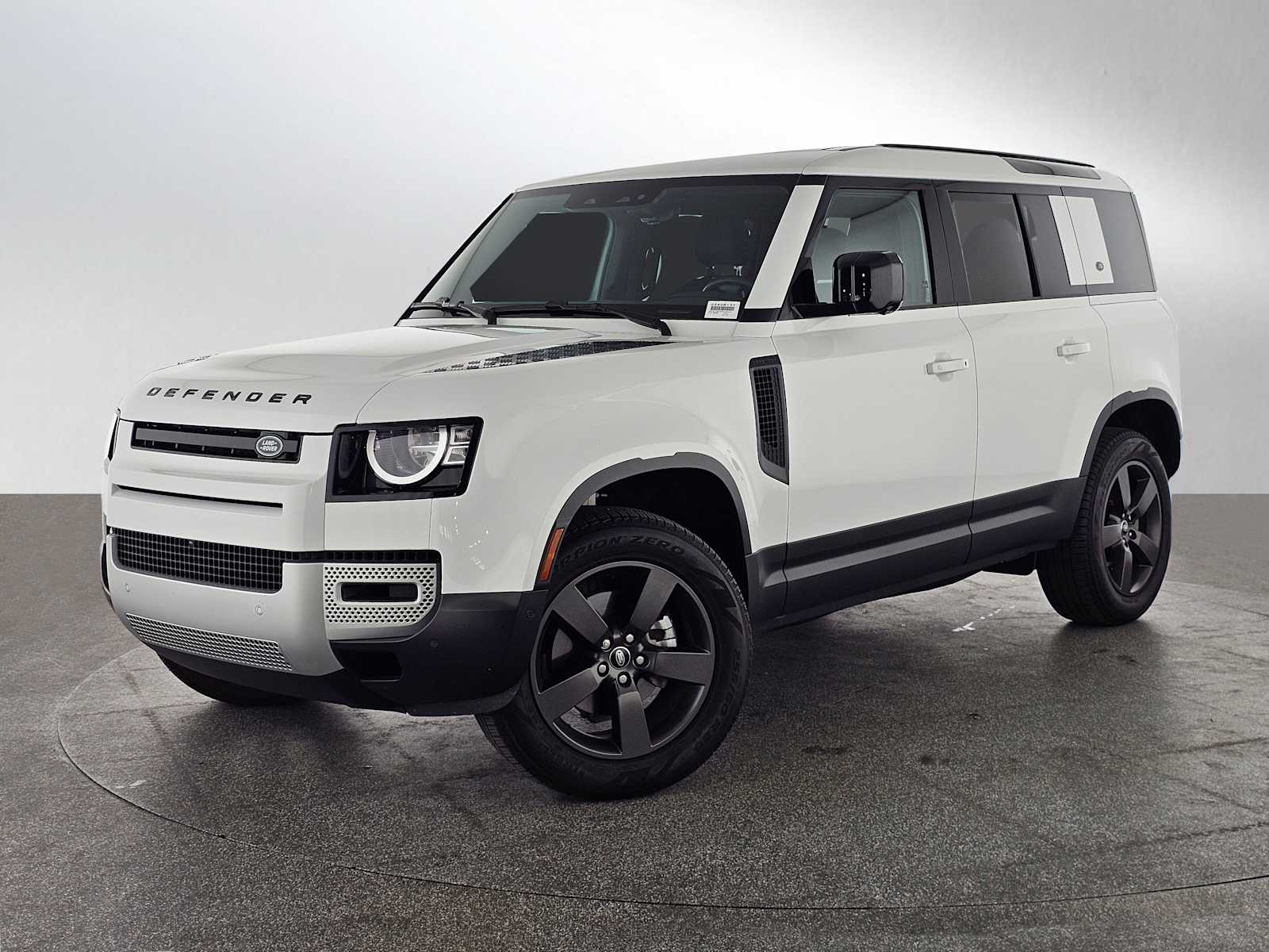 2023 Land Rover Defender S's photo