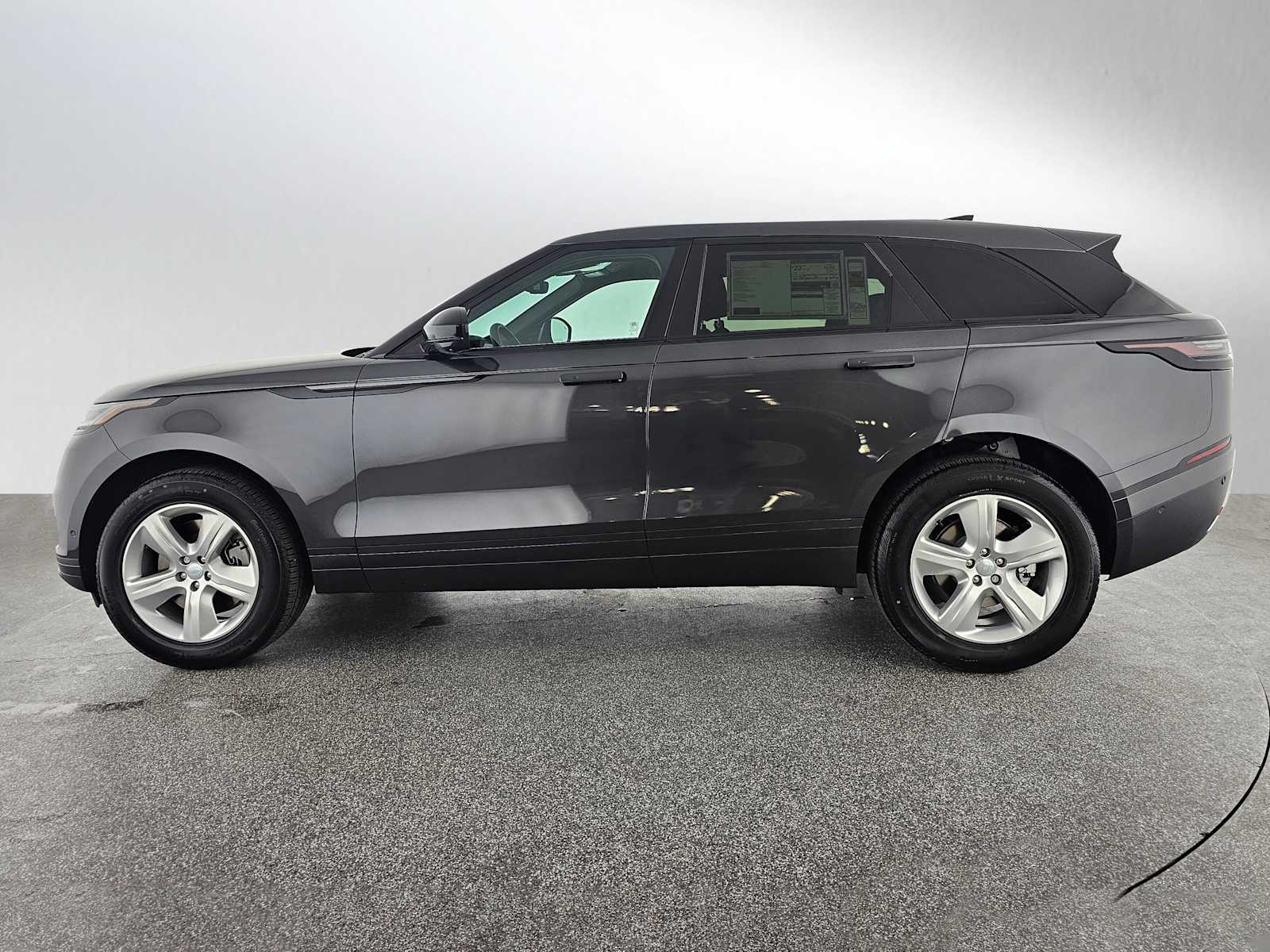 2026 Land Rover Range Rover Velar P250 S photo 2