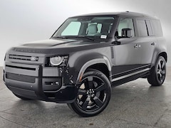 2026 Land Rover Defender 110 X-Dynamic SE SUV