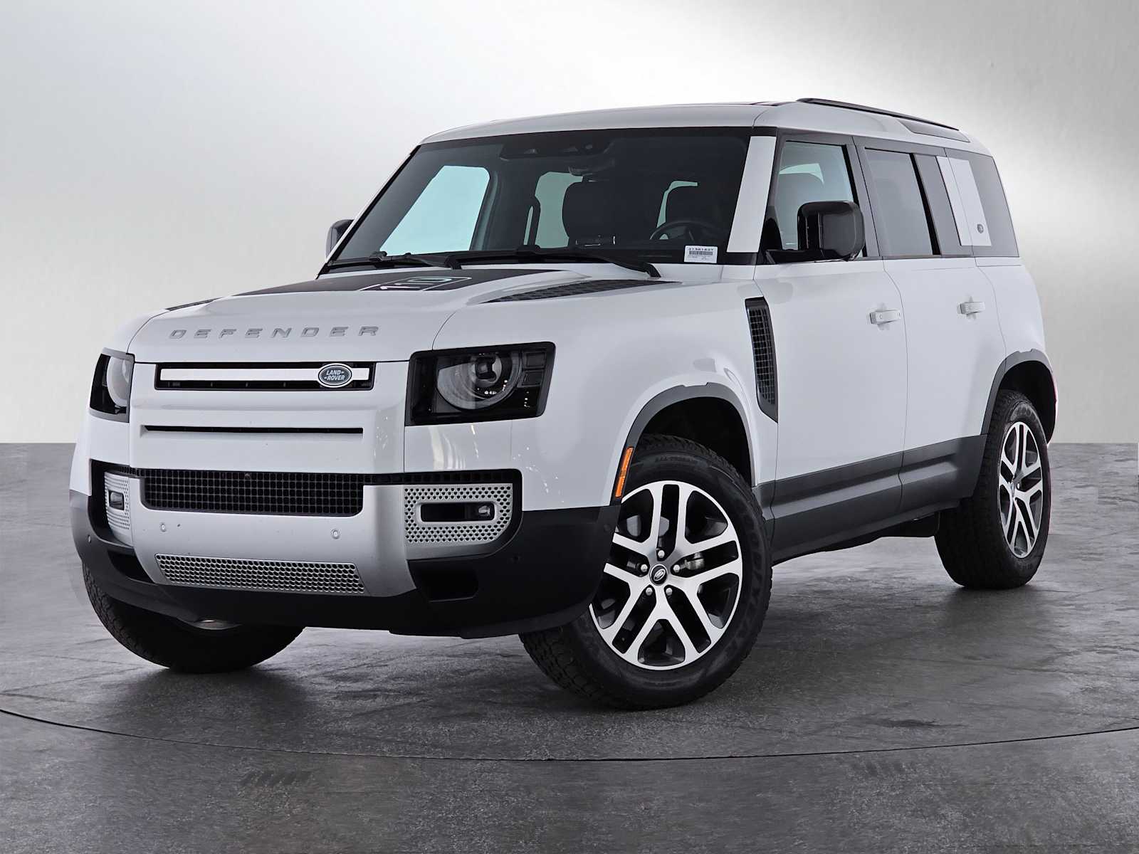 2023 Land Rover Defender S photo 1