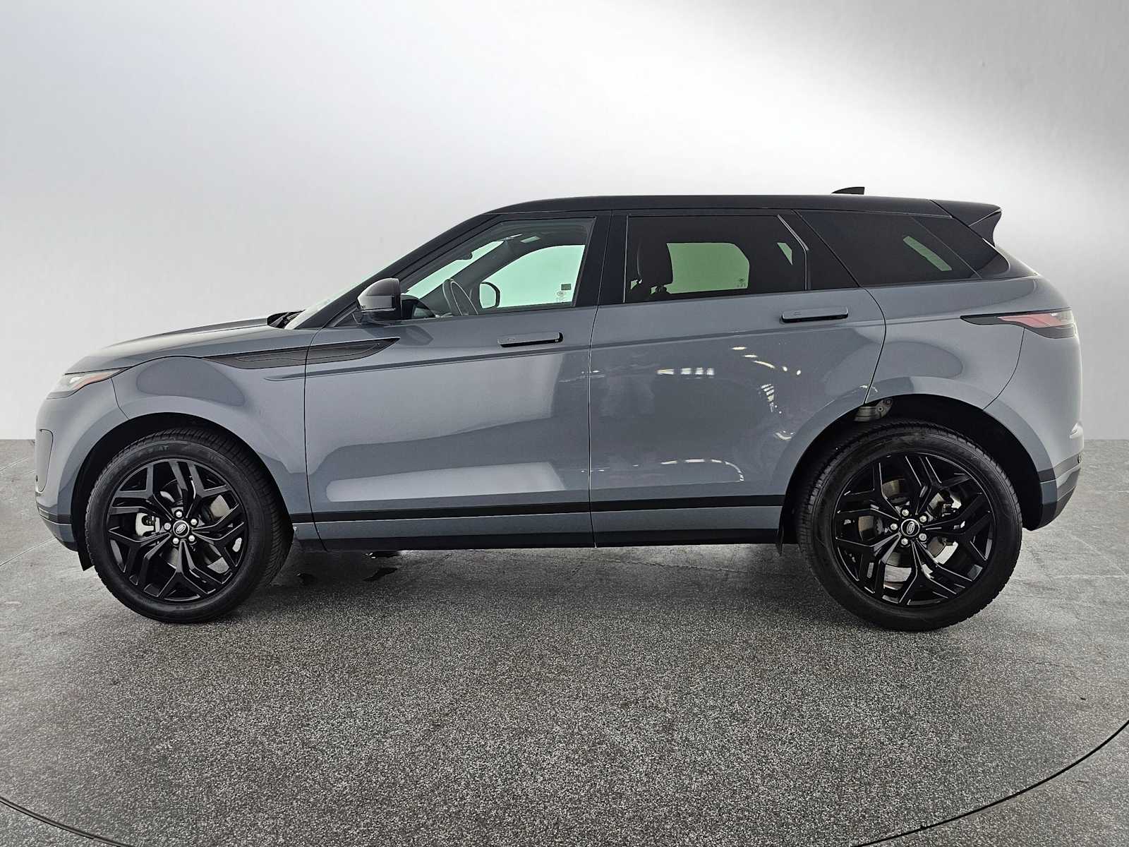 Used 2023 Land Rover Range Rover Evoque SE with VIN SALZP2FXXPH222570 for sale in Thousand Oaks, CA