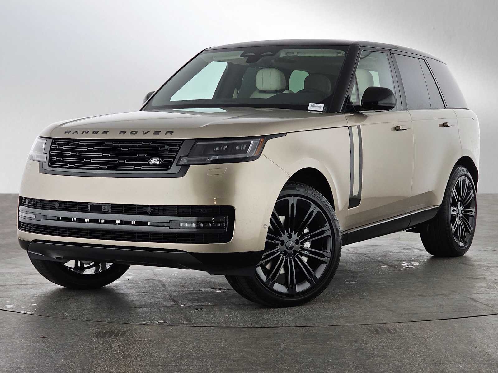 2026 Land Rover Range Rover SE's photo