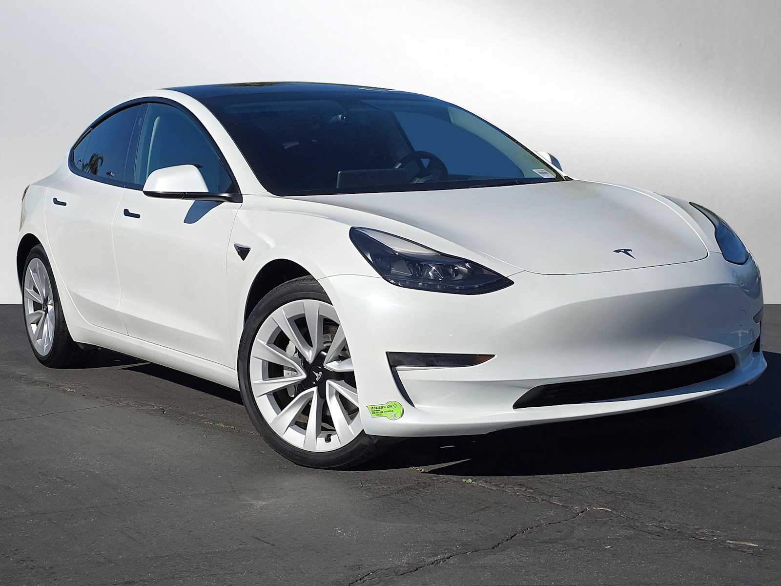2023 Tesla Model 3 Base's photo