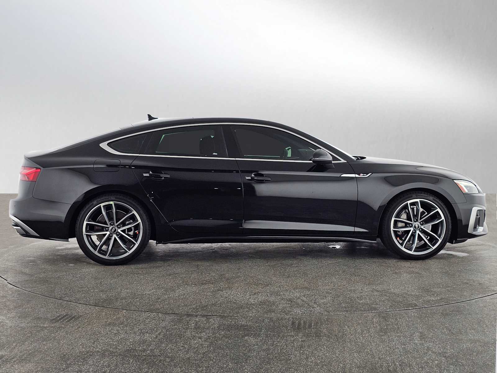 2023 Audi A5 45 S line Premium photo 2