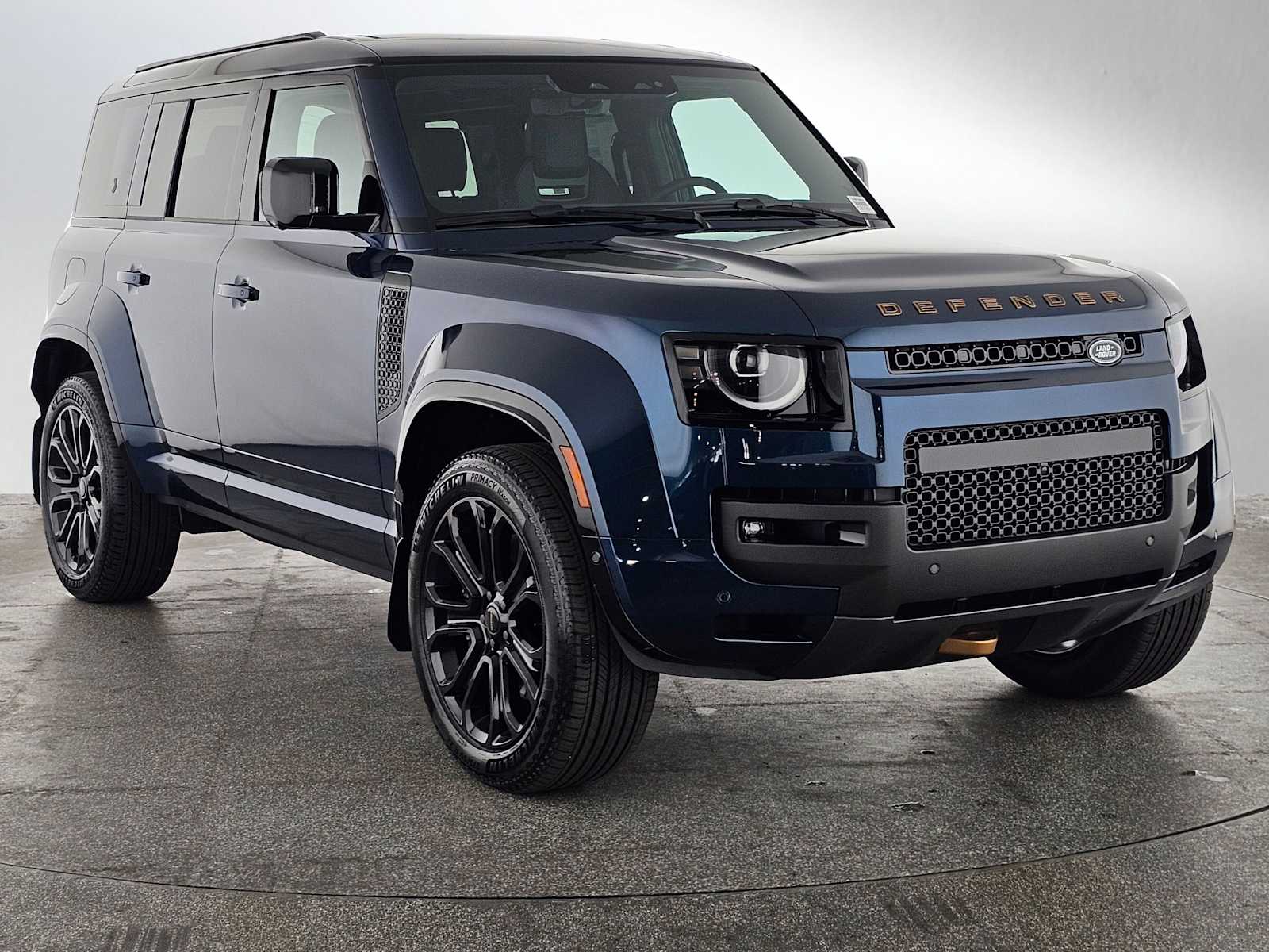 2026 Land Rover Defender OCTA - Photo 7