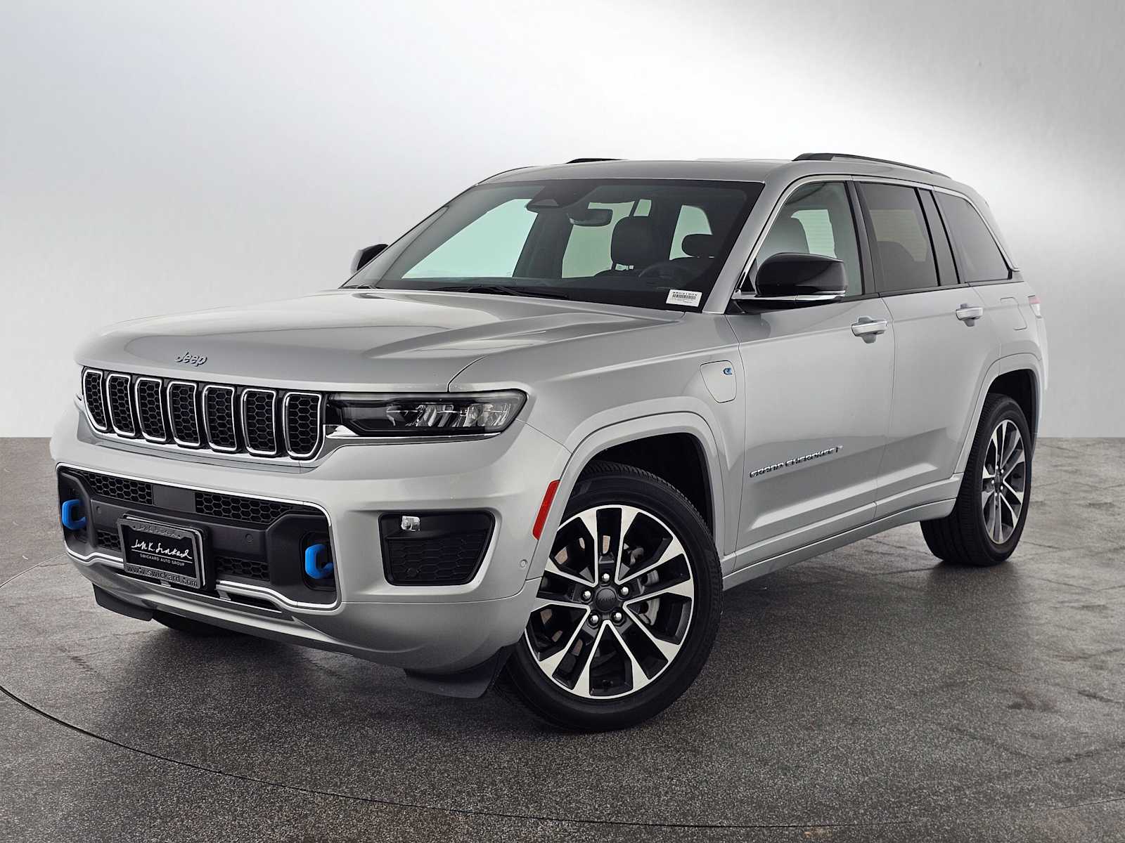 2023 Jeep Grand Cherokee Overland 4xe 4x4's photo