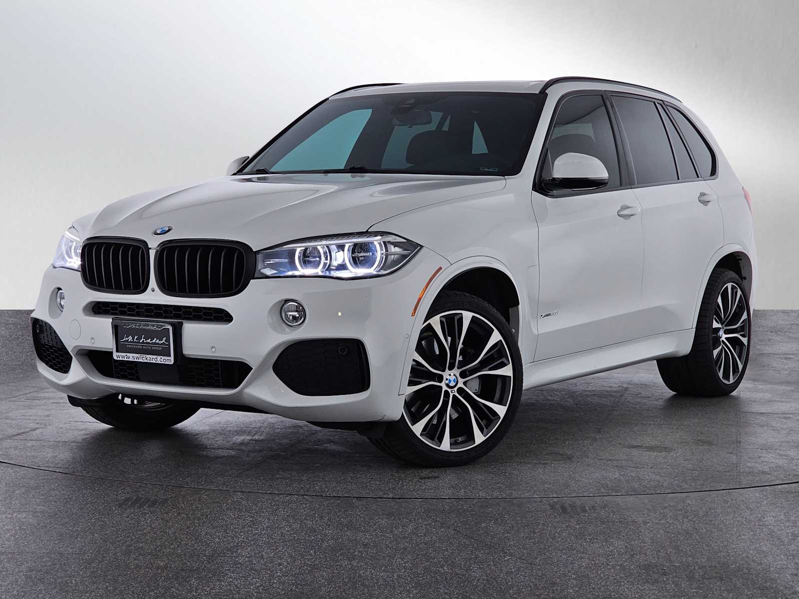 2018 BMW X5 xDrive50i's photo