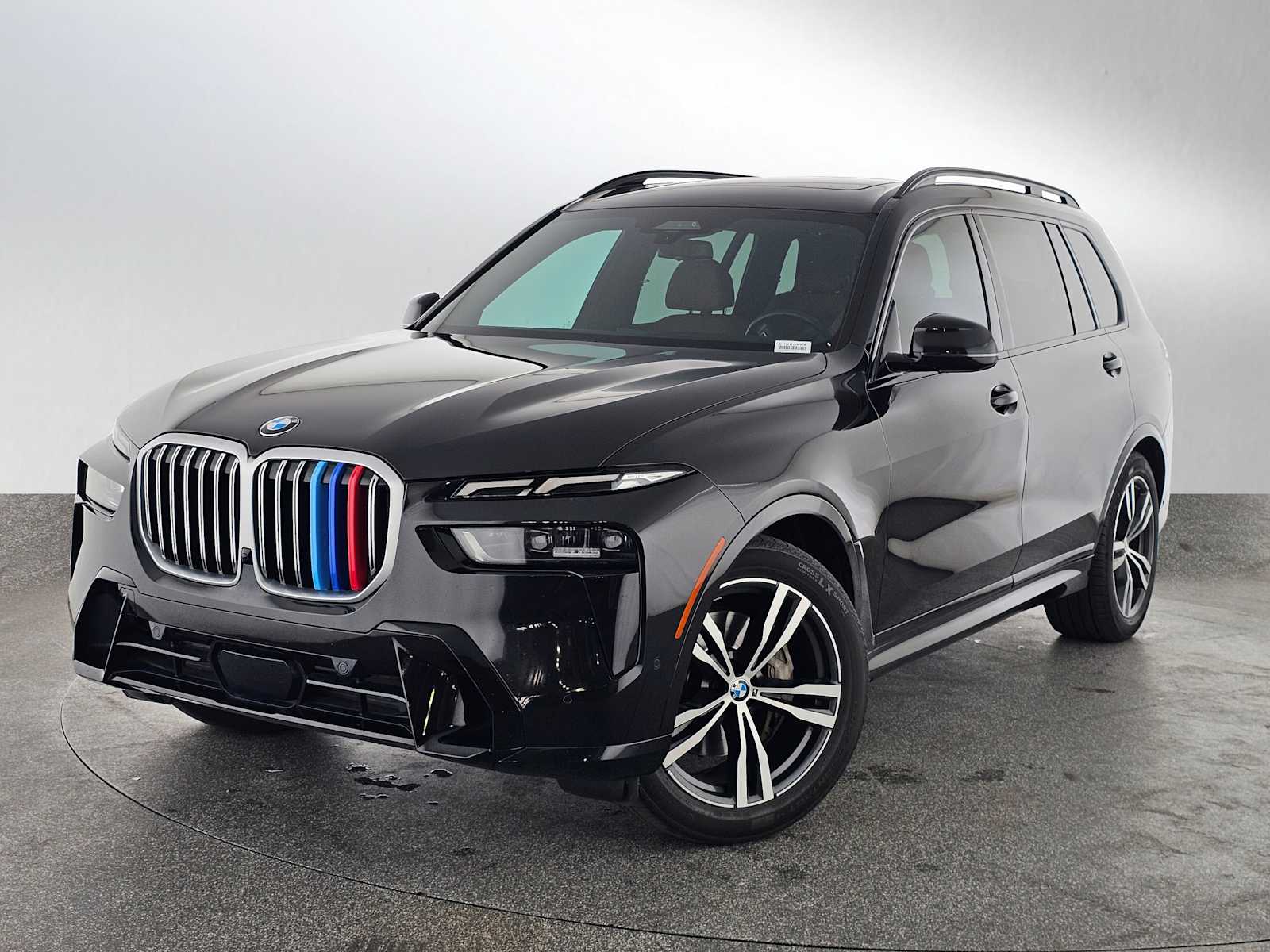2023 BMW X7 xDrive40i's photo