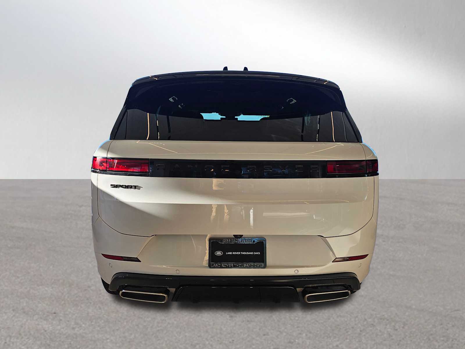 2025 Land Rover Range Rover Sport SE photo 4