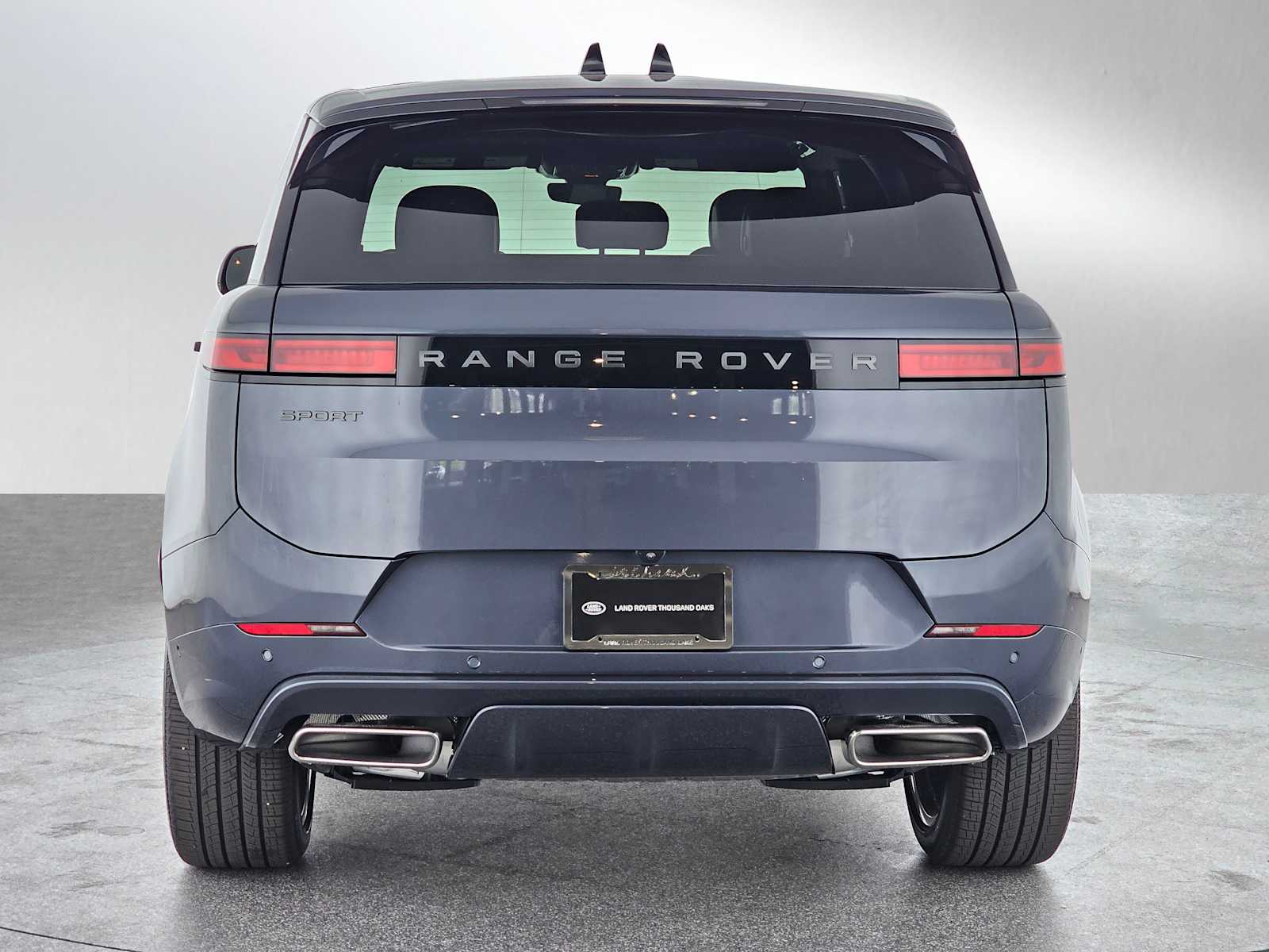 2025 Land Rover Range Rover Sport SE photo 4
