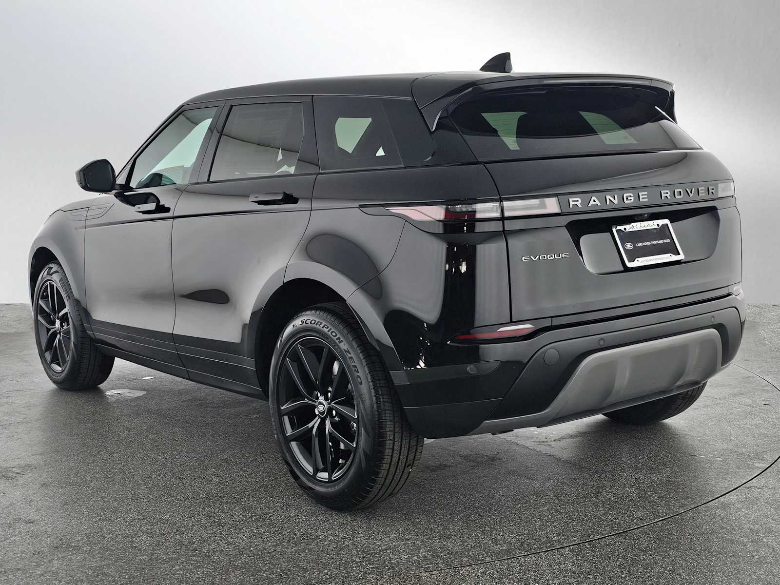 2026 Land Rover Range Rover Evoque S photo 3
