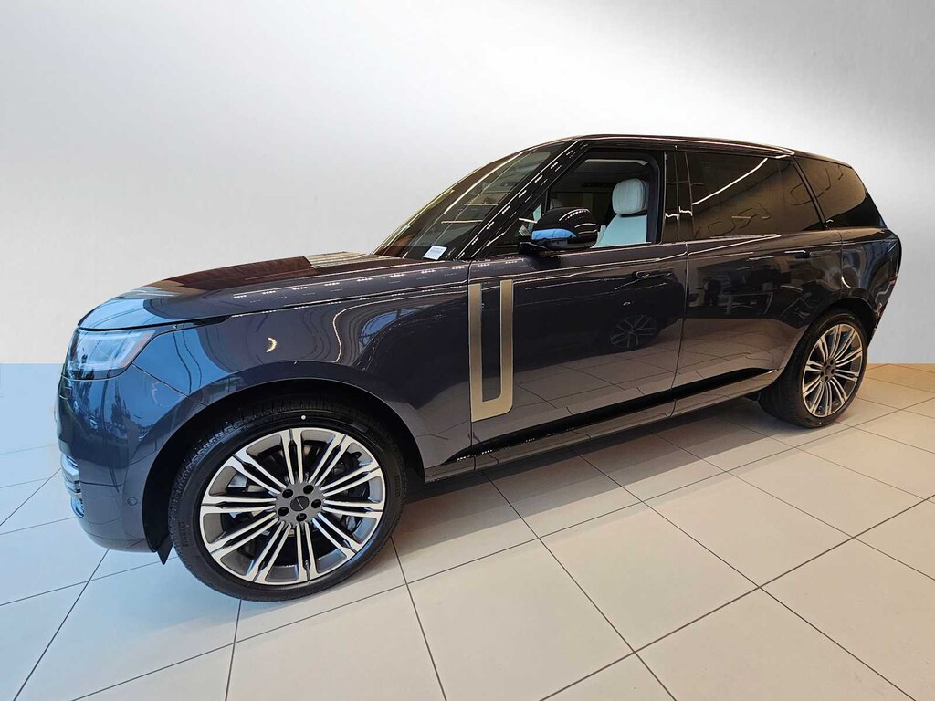 New 2026 Land Rover Range Rover SE SUV