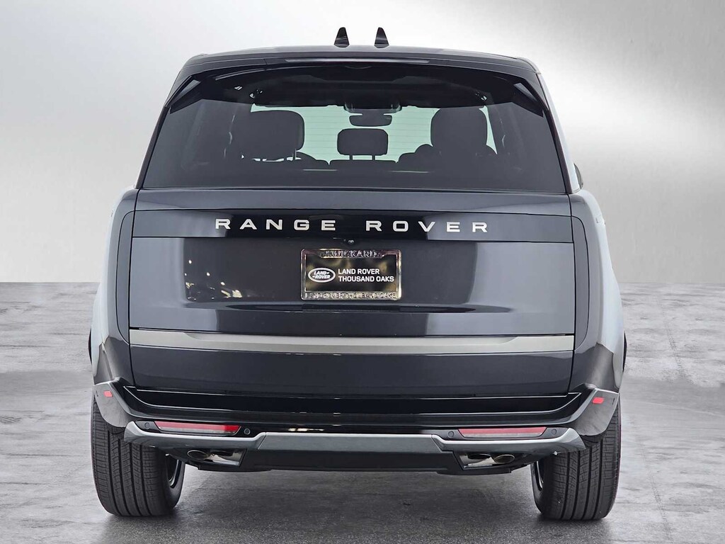 New 2026 Land Rover Range Rover SE SUV