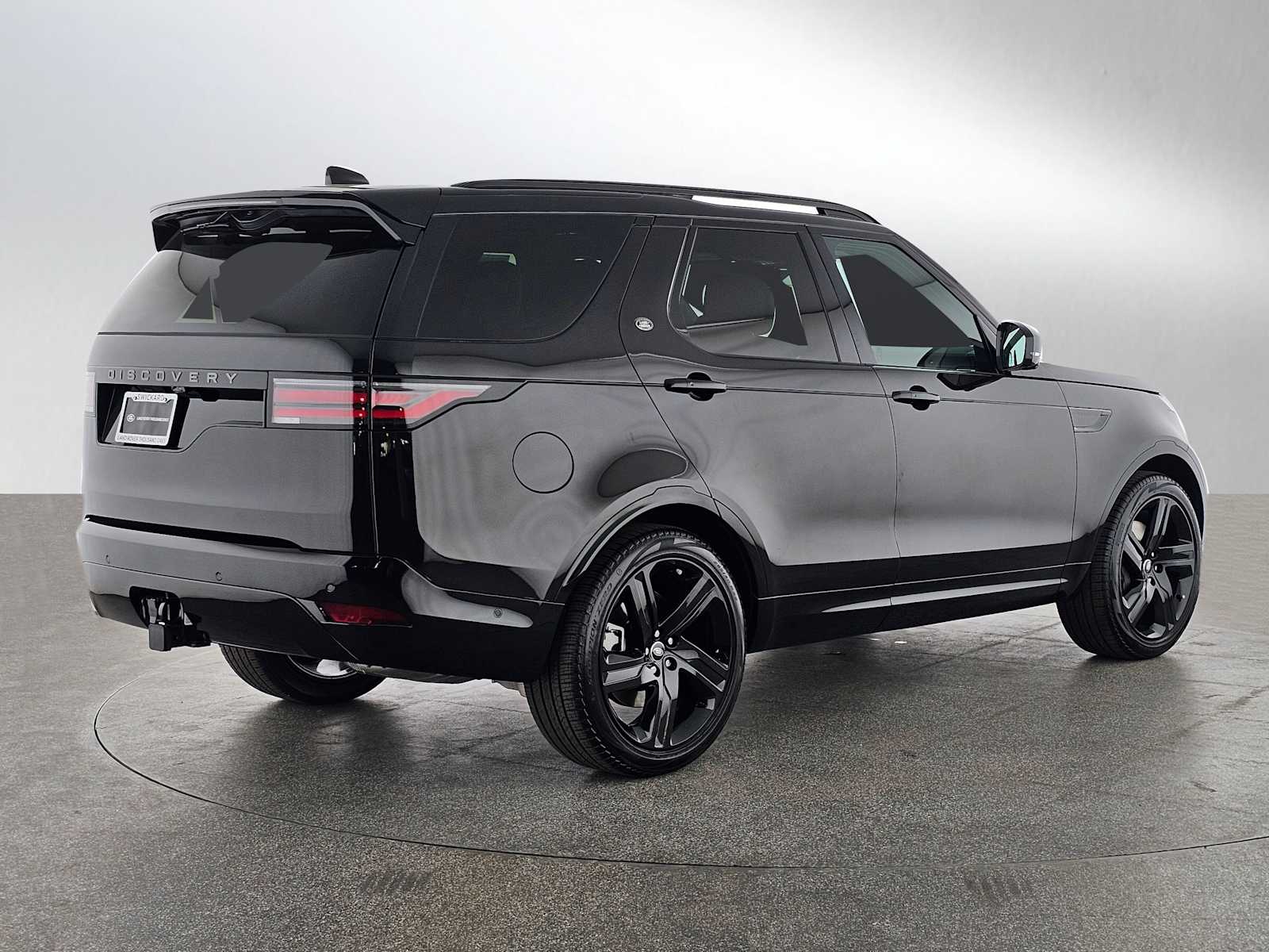 2025 Land Rover Discovery SE photo 2