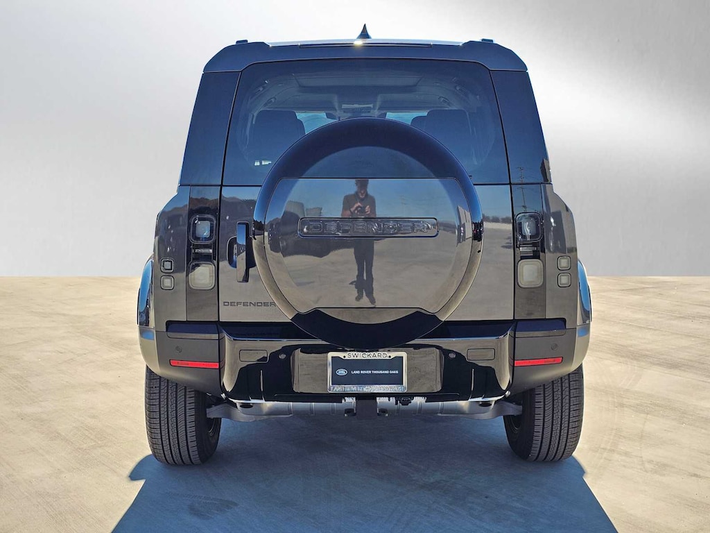 New 2026 Land Rover Defender S 110 P300