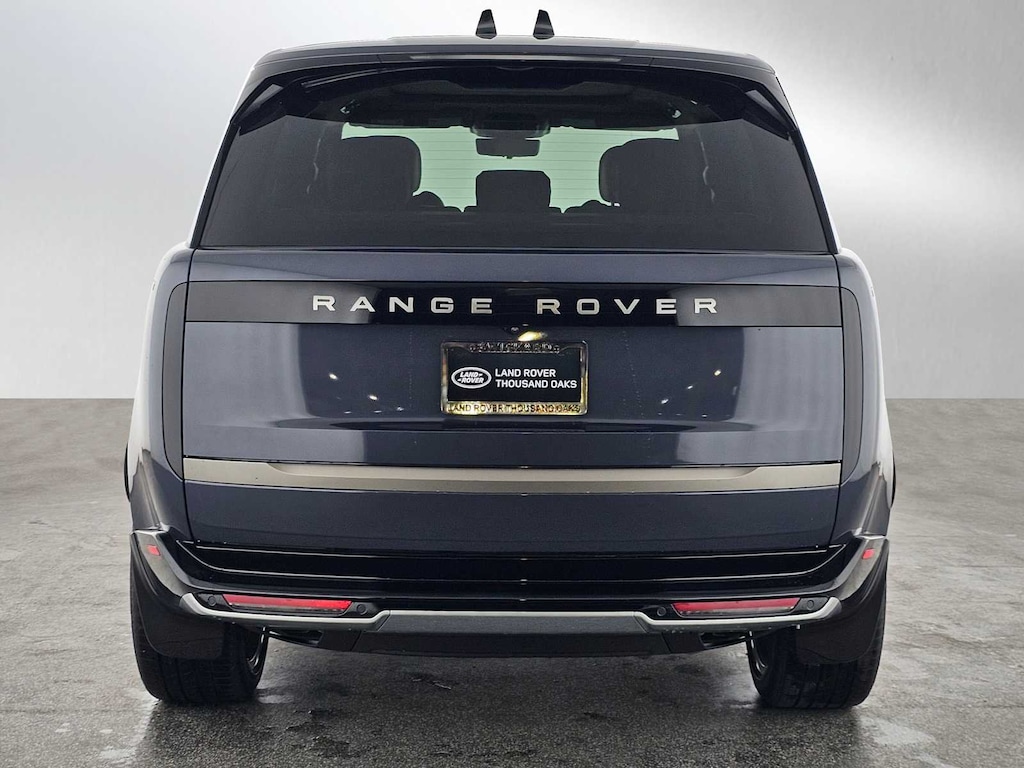 New 2026 Land Rover Range Rover SE SUV