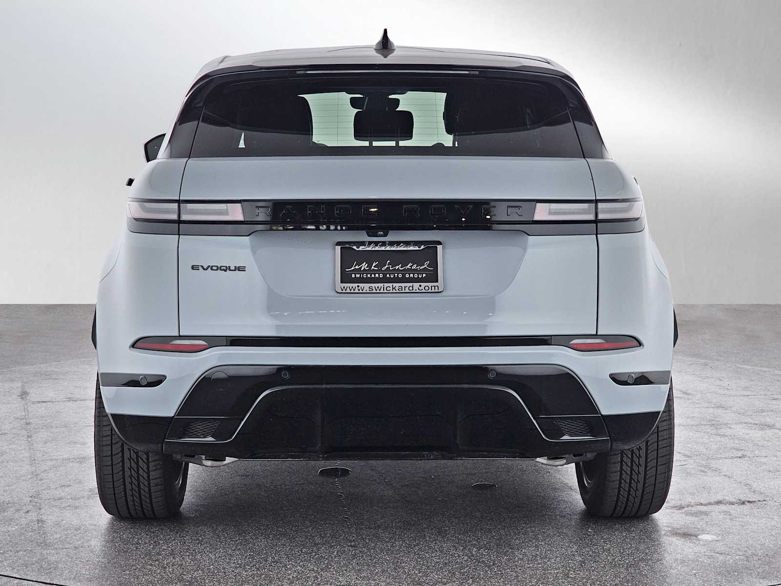 2025 Land Rover Range Rover Evoque Dynamic SE photo 4