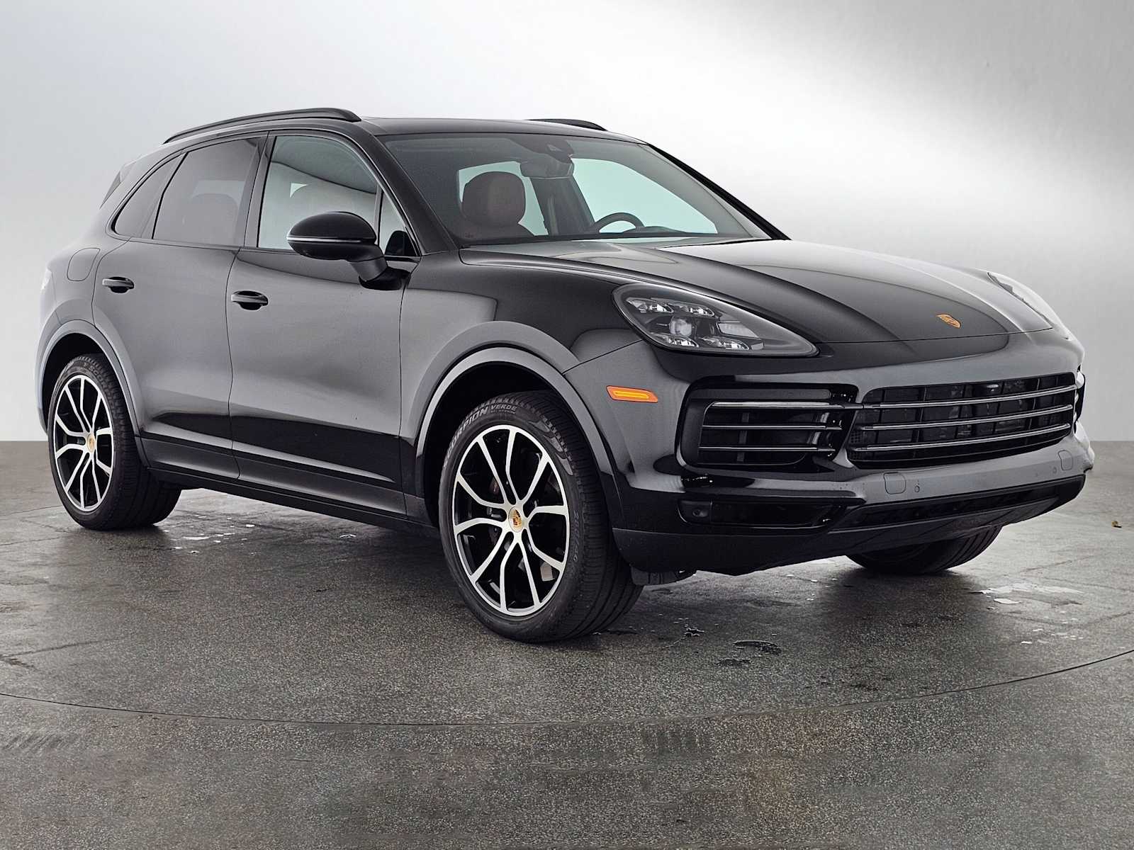 2022 Porsche Cayenne Platinum Edition photo 6
