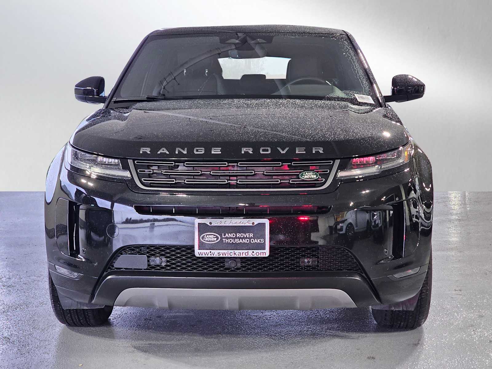 2024 Land Rover Range Rover Evoque Core S photo 3