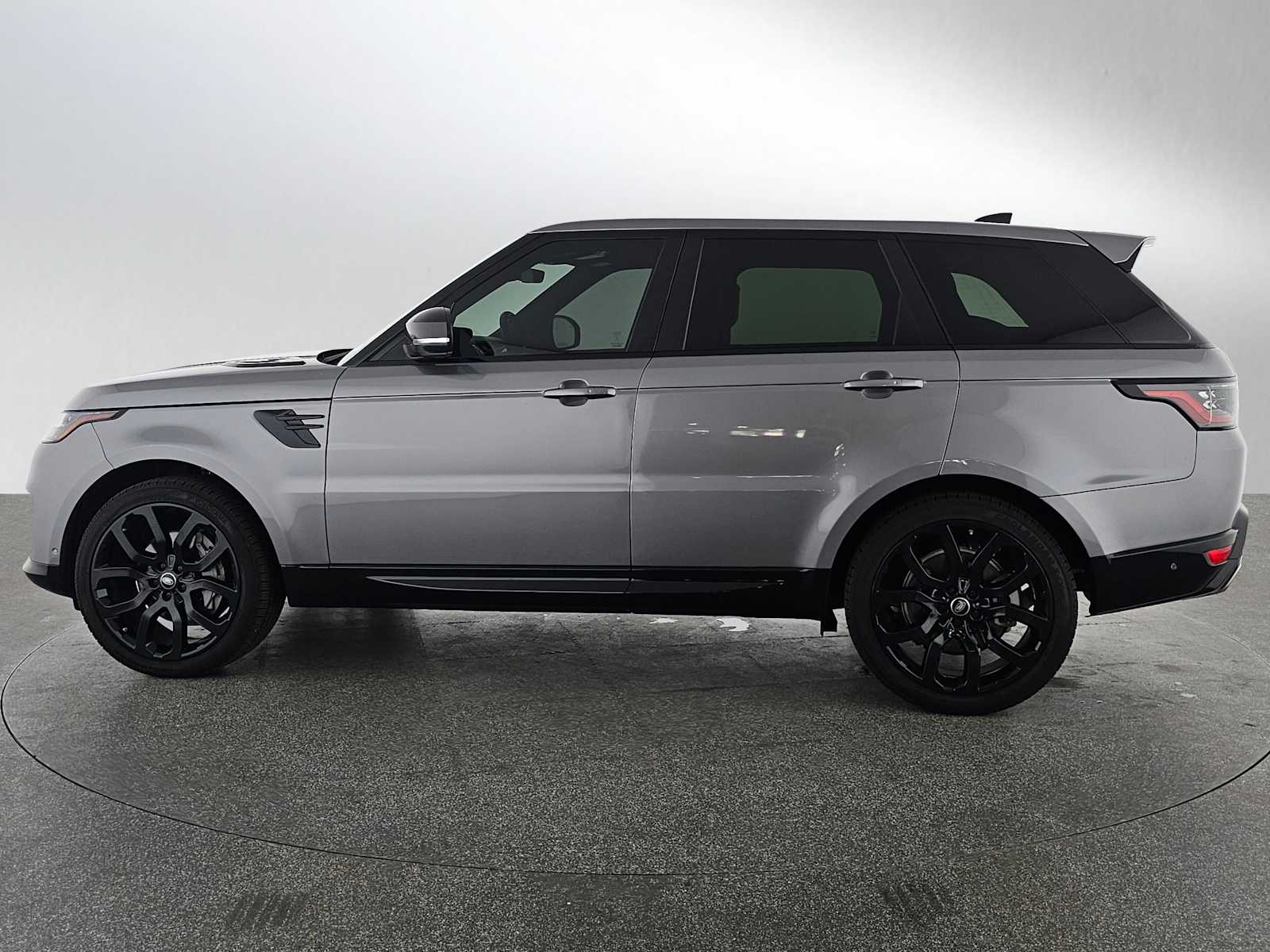 2020 Land Rover Range Rover Sport HSE photo 2