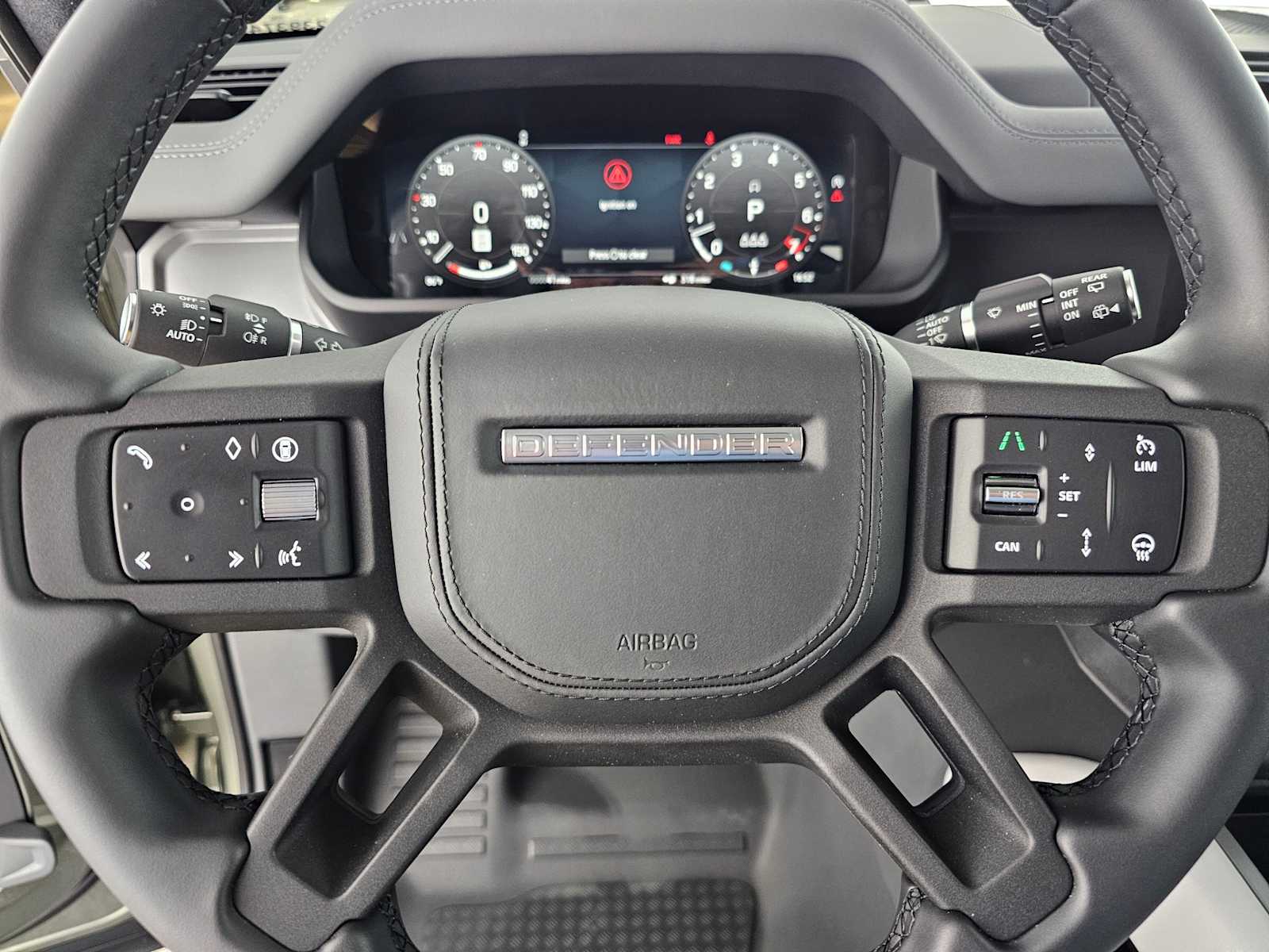 2025 Land Rover Defender X - Photo 22