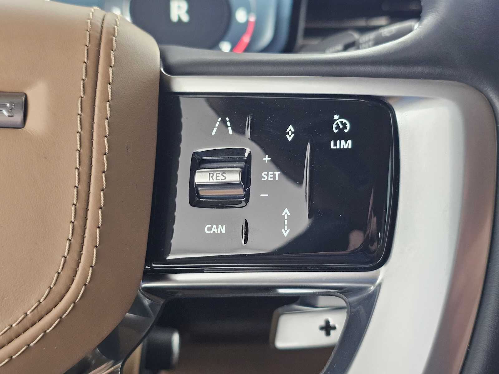 2023 Land Rover Range Rover SE - Photo 28