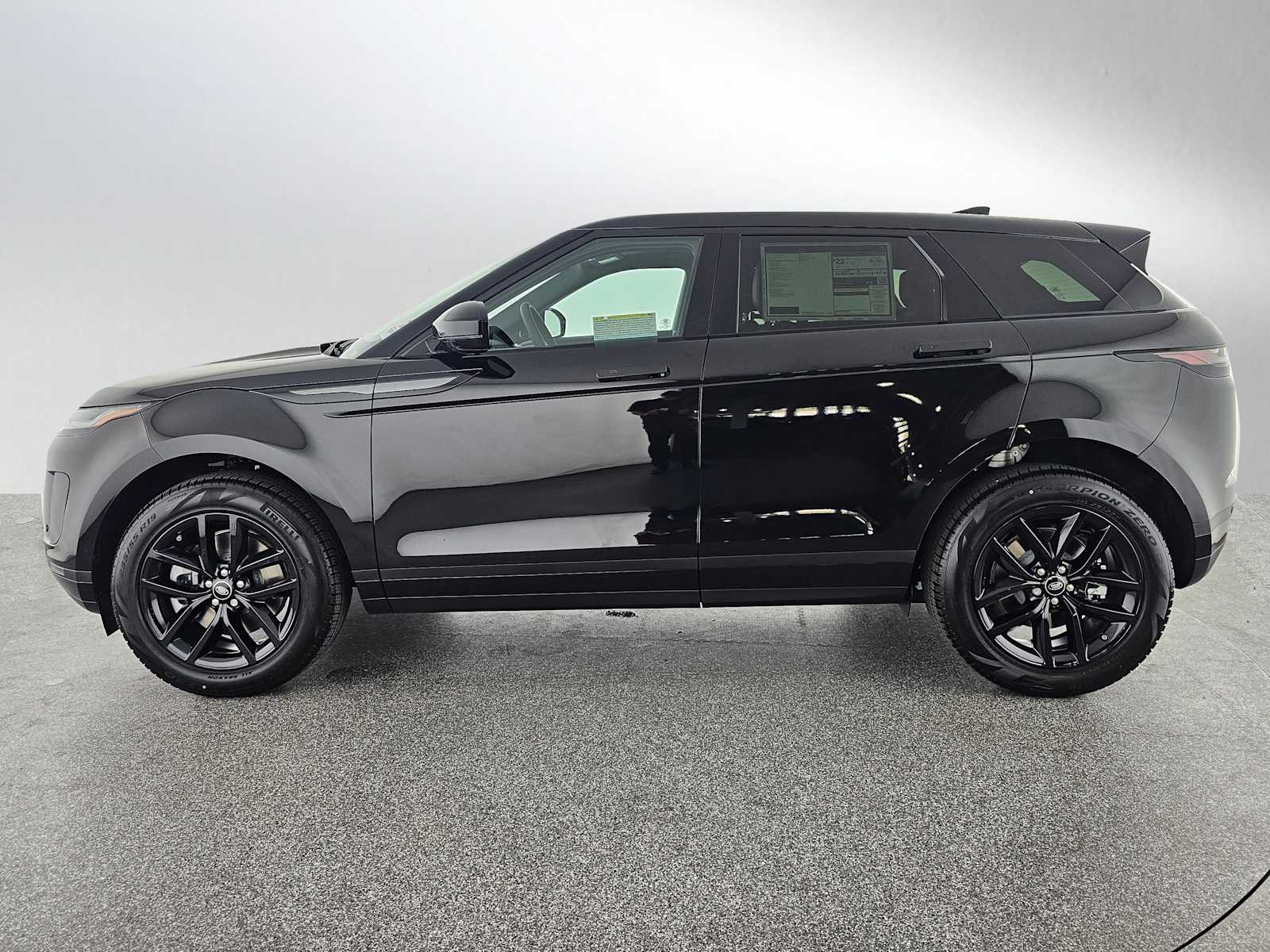 2026 Land Rover Range Rover Evoque S photo 2