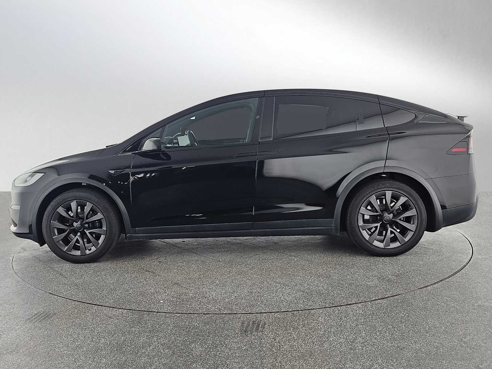 Used 2024 Tesla Model X Long Range with VIN 7SAXCDE53RF438739 for sale in Thousand Oaks, CA