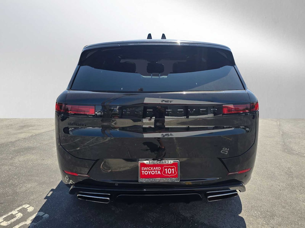 Used 2024 Land Rover Range Rover Sport Dynamic SE SUV