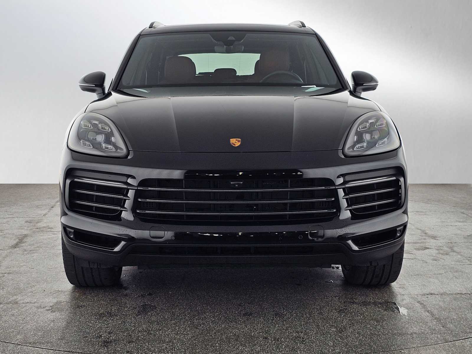 2022 Porsche Cayenne Platinum Edition photo 3