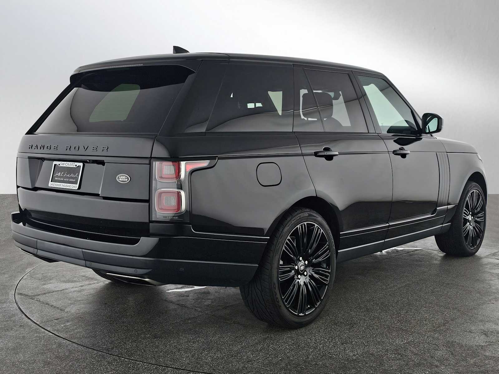 2019 Land Rover Range Rover HSE photo 3