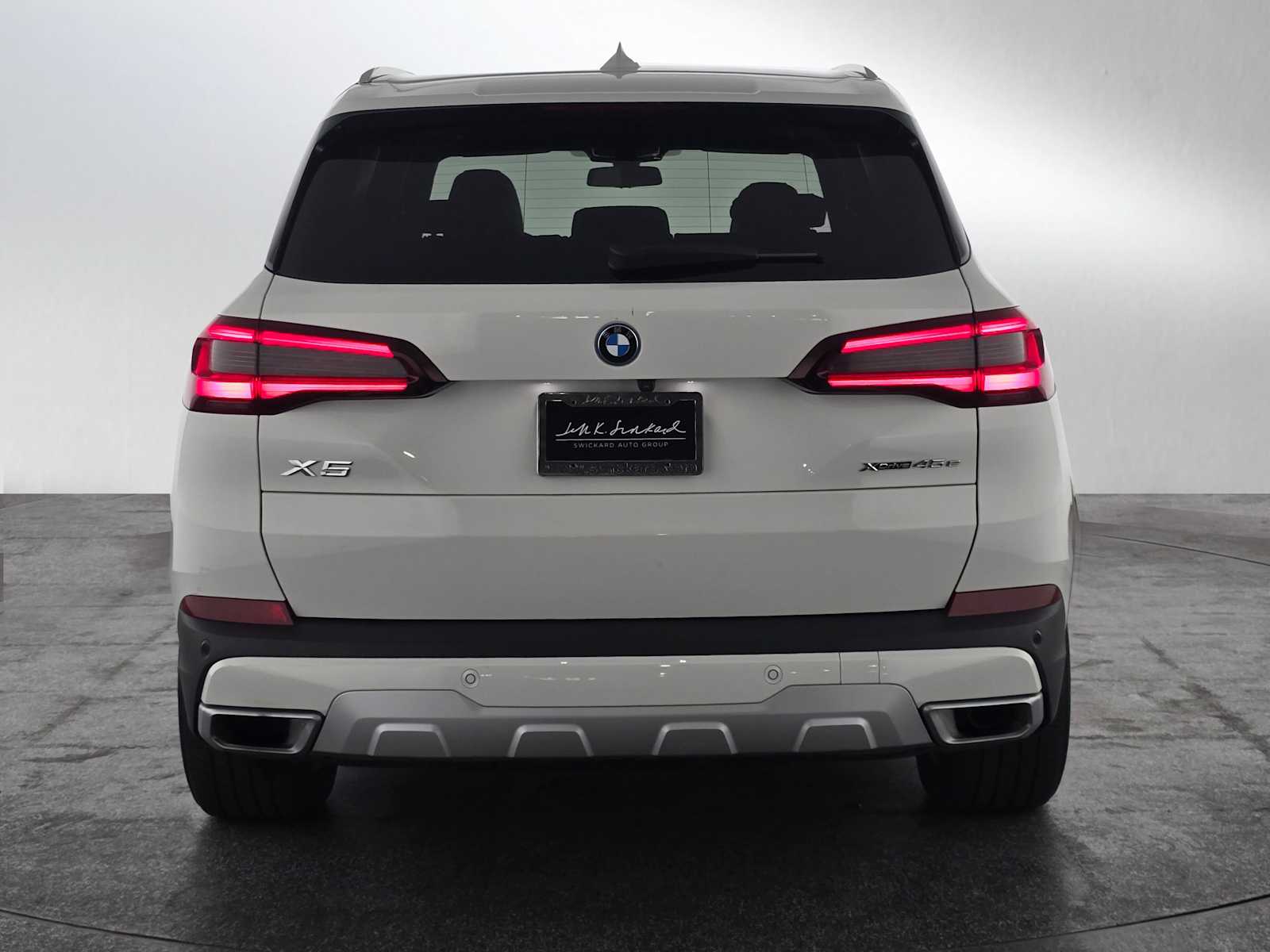 2023 Bmw X5 xDrive45e photo 2