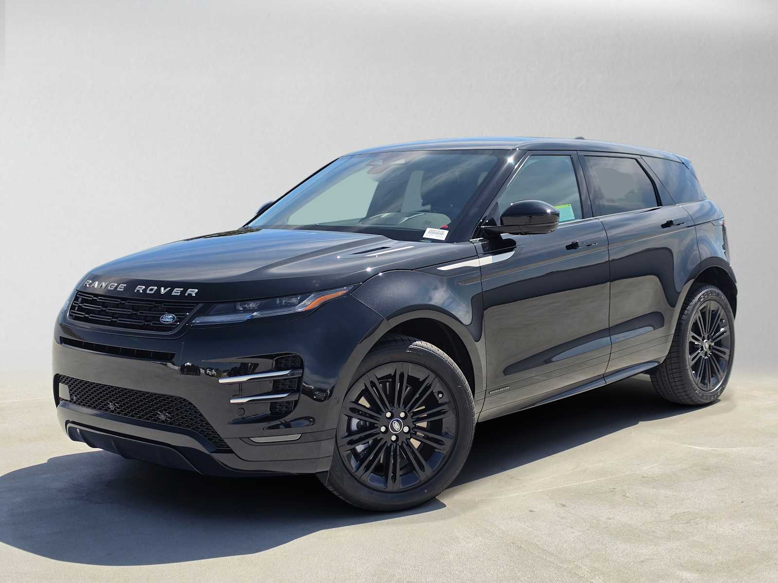 2026 Land Rover Range Rover Evoque