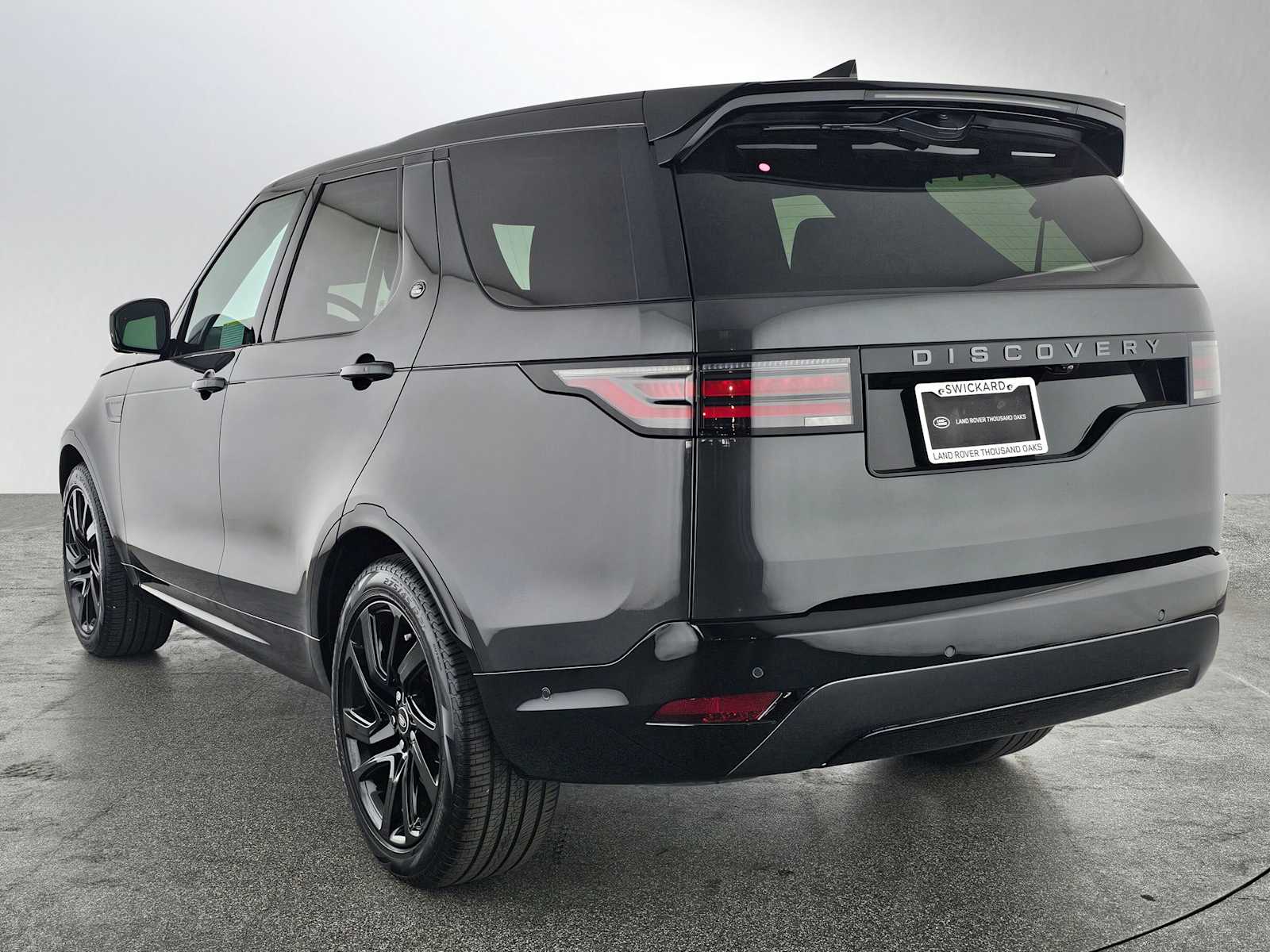 2025 Land Rover Discovery SE photo 4