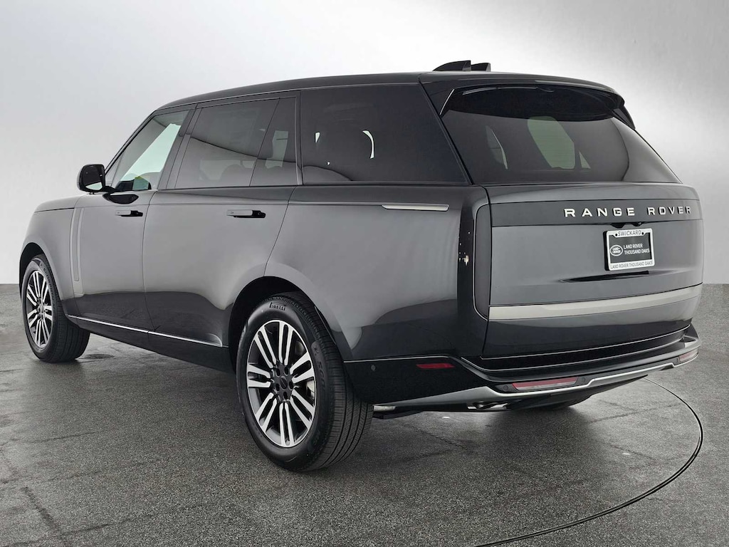 New 2026 Land Rover Range Rover SE SUV