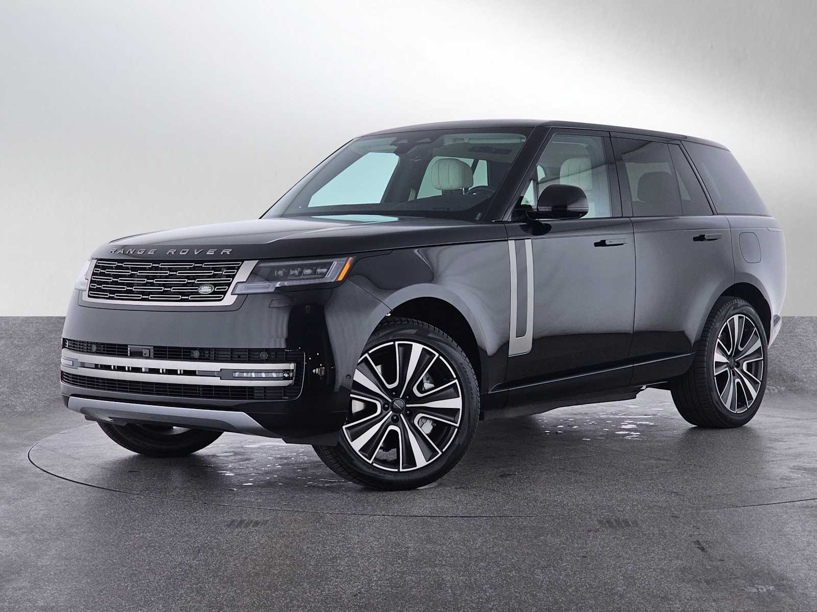 2026 Land Rover Range Rover SE photo 1