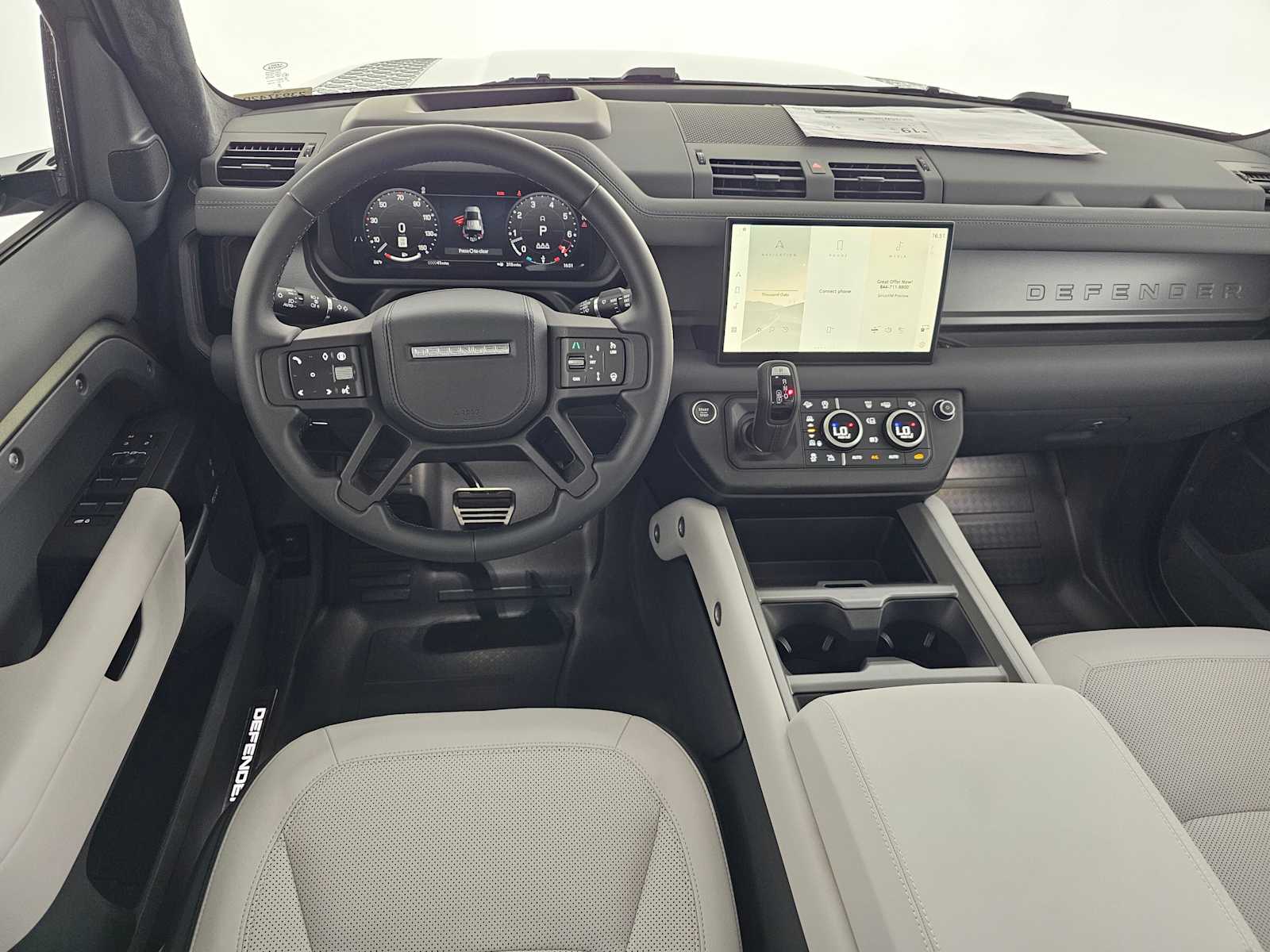 2025 Land Rover Defender X - Photo 17