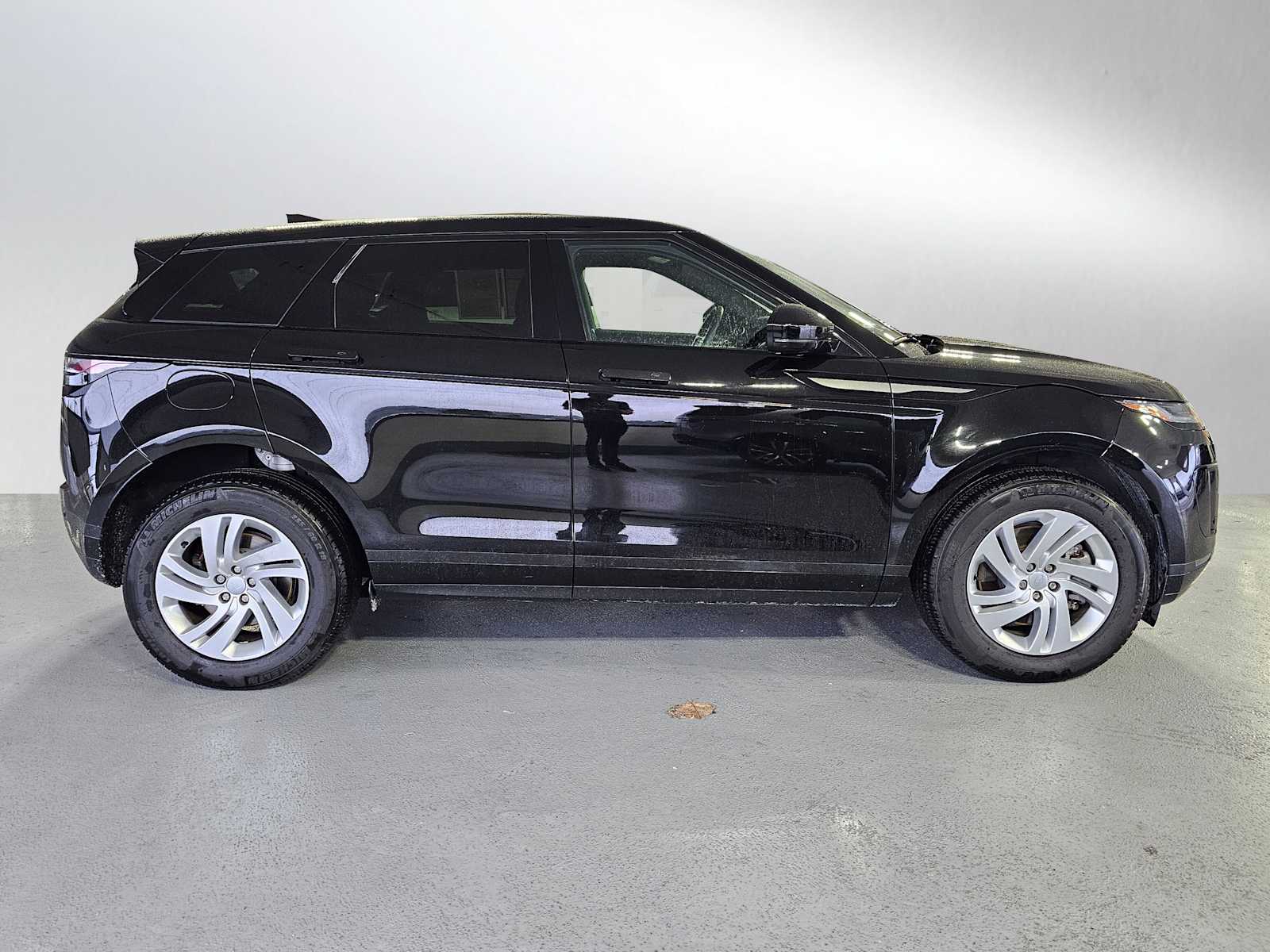 2024 Land Rover Range Rover Evoque Core S photo 5