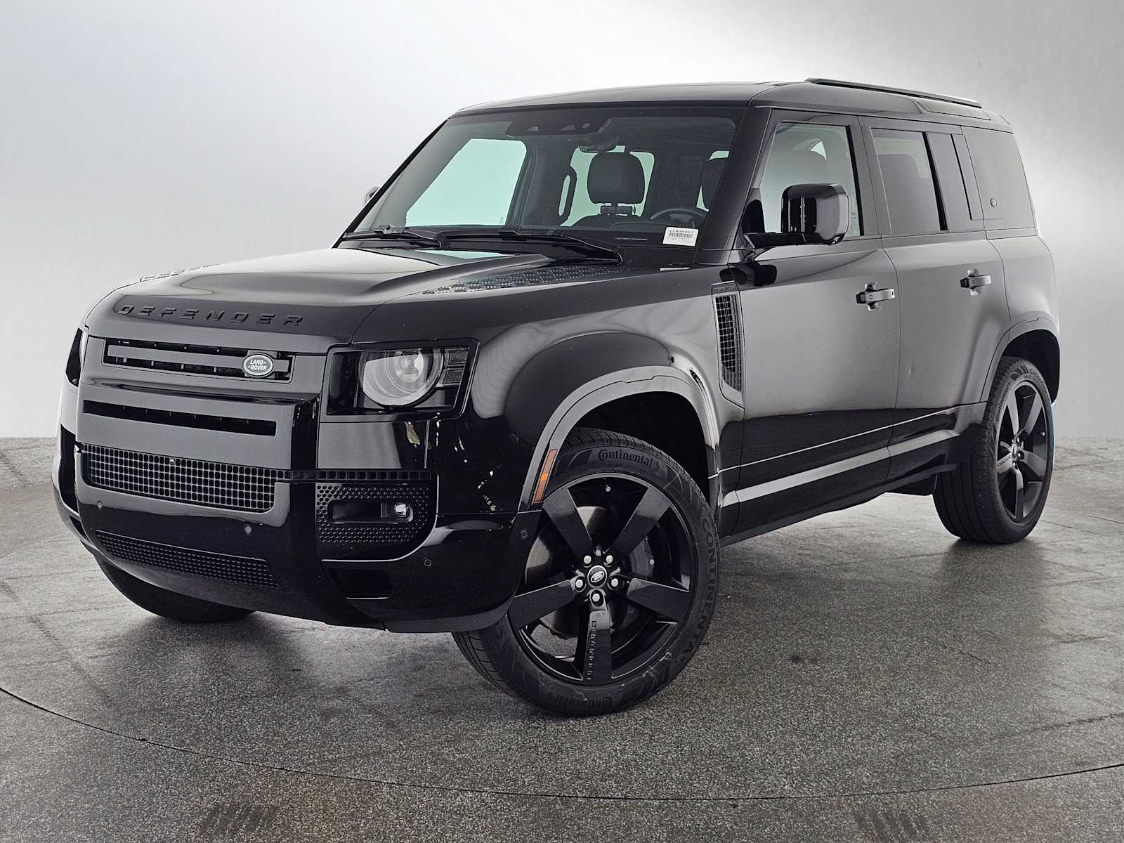 2024 Land Rover Defender 110 X-Dynamic SE P400's photo
