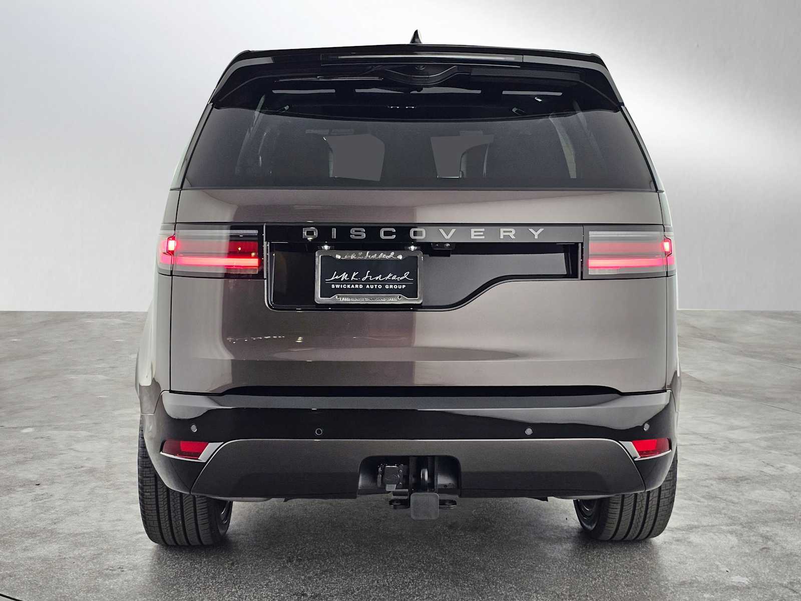 2025 Land Rover Discovery SE photo 4