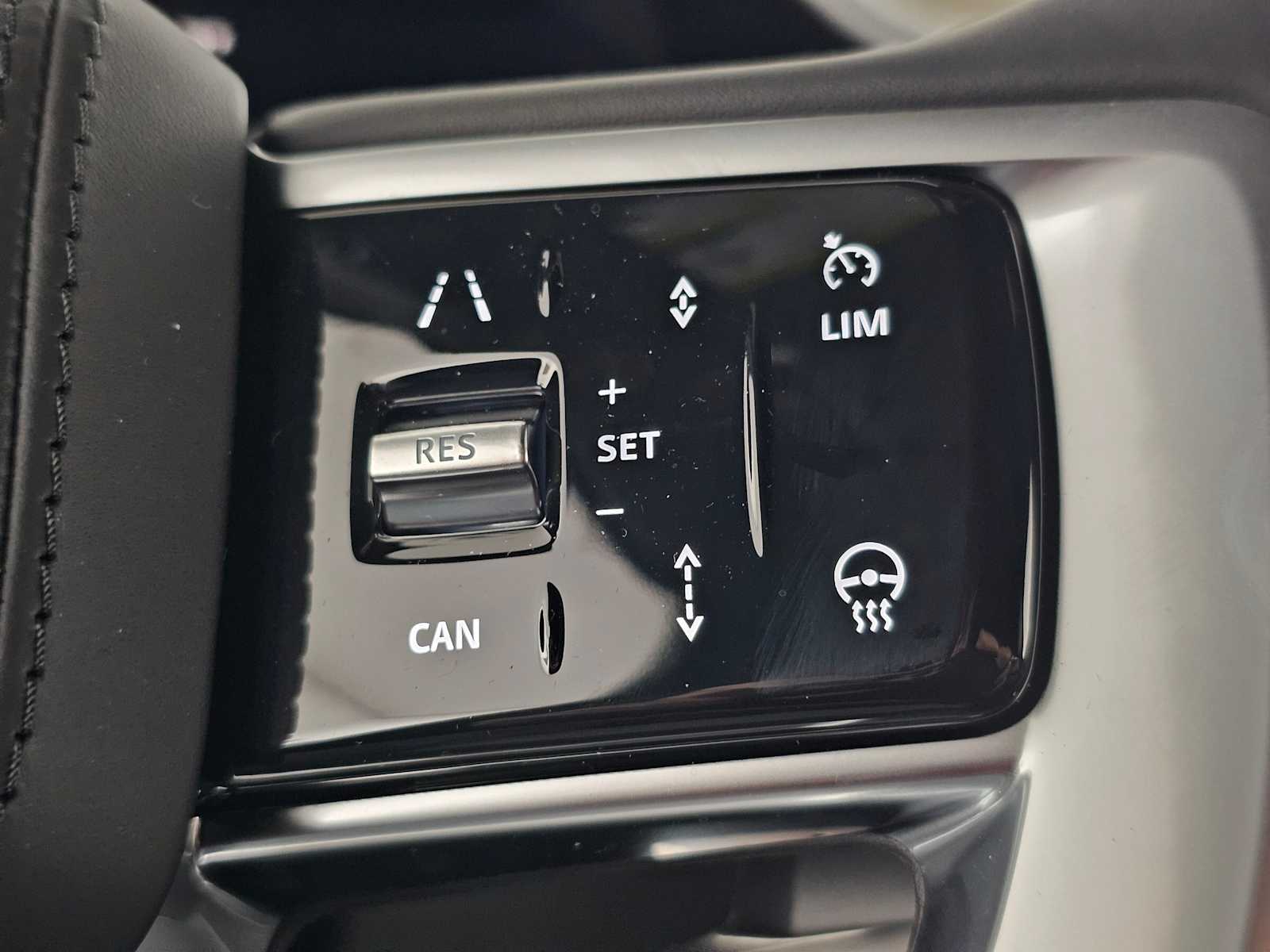 2025 Land Rover Range Rover SE - Photo 27