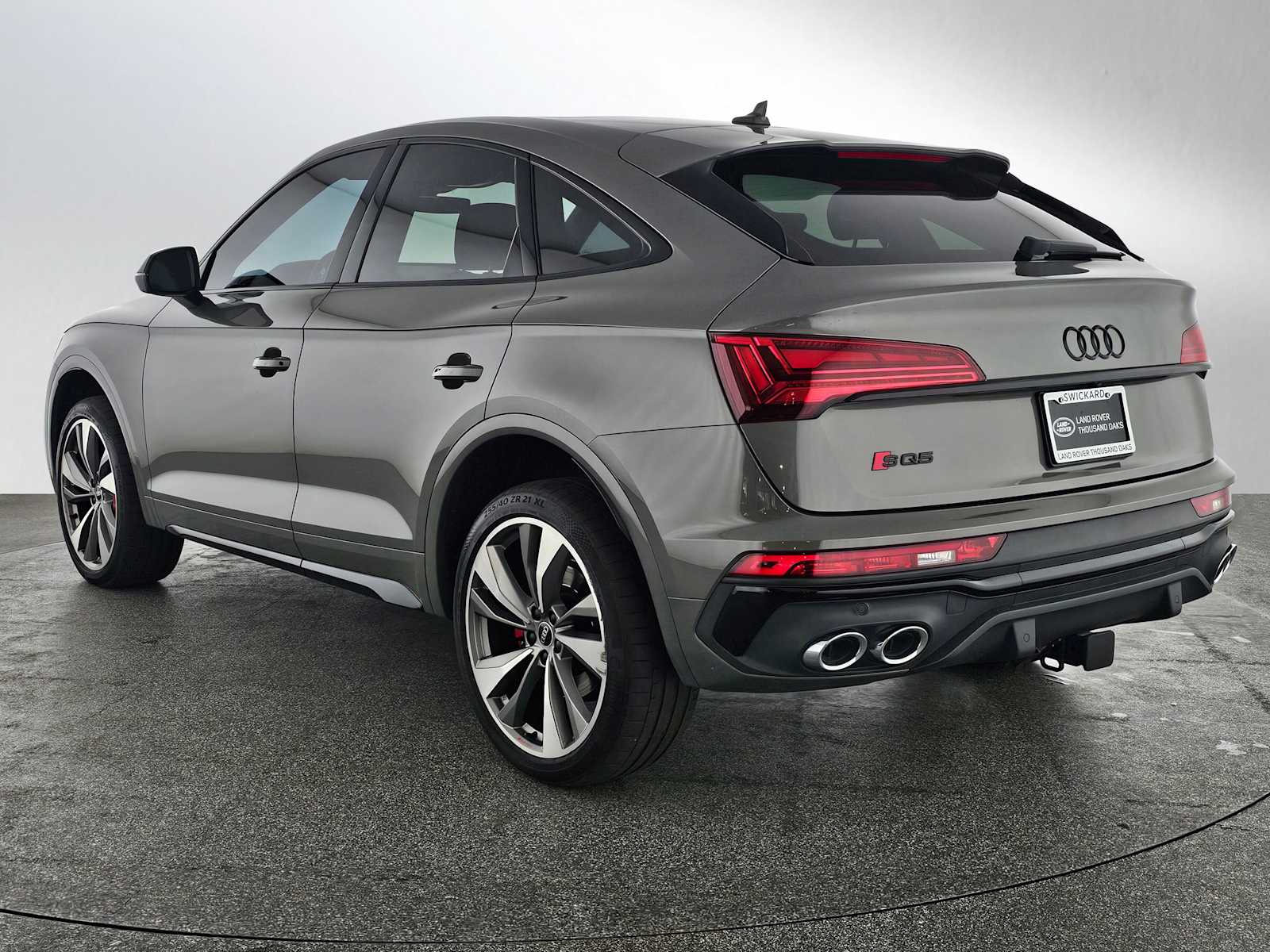 2023 Audi SQ5 Sportback Premium Plus photo 2