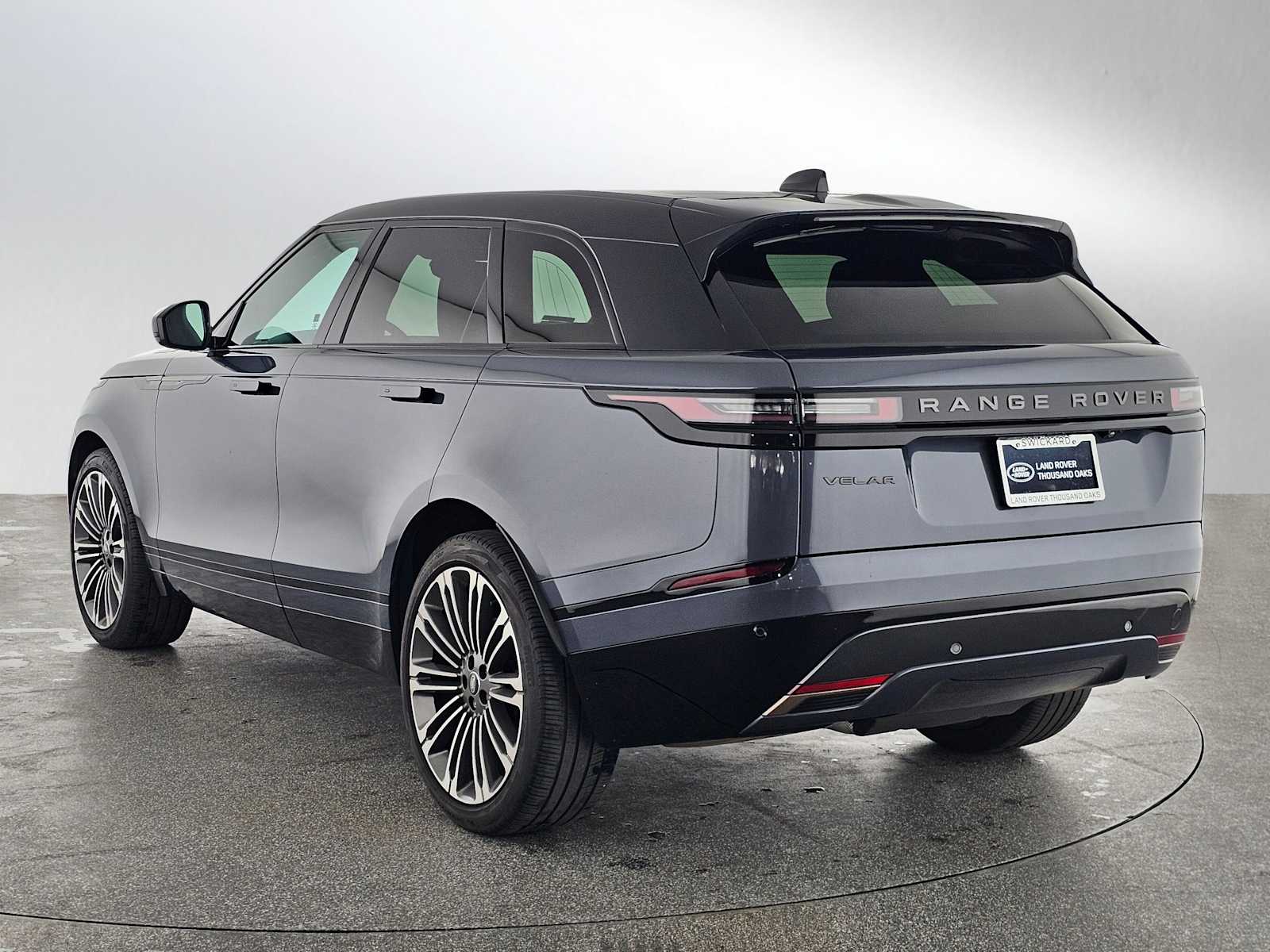 2024 Land Rover Range Rover Velar Dynamic HSE photo 2