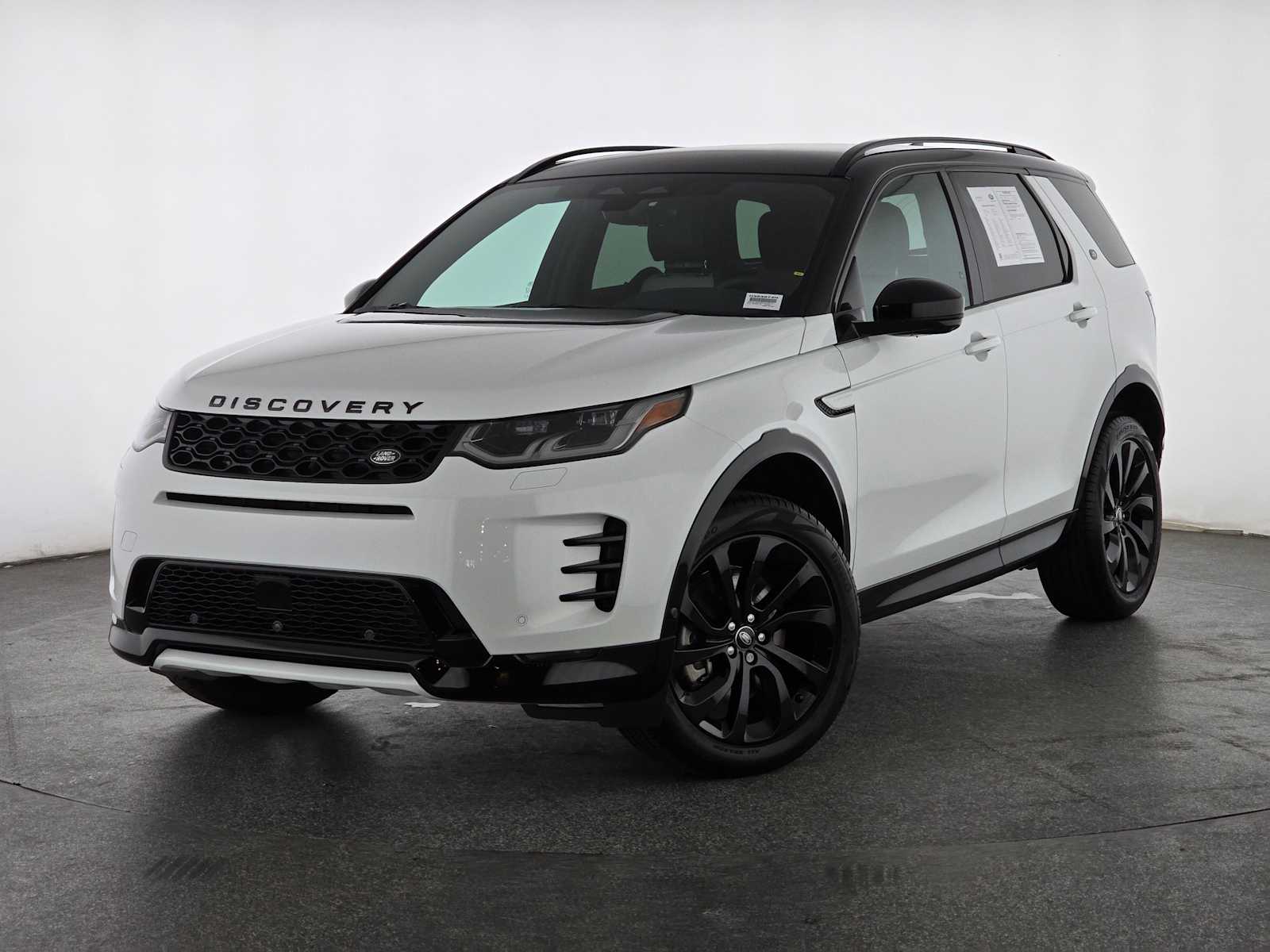 Used 2025 Land Rover Discovery Sport Dynamic SE with VIN SALCL2FX5SH353674 for sale in Thousand Oaks, CA