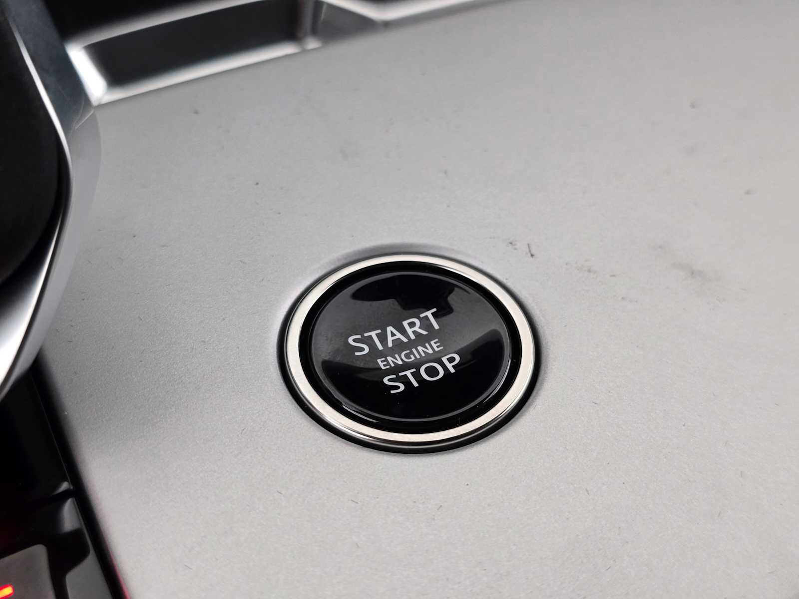 2025 Land Rover Range Rover SE - Photo 30