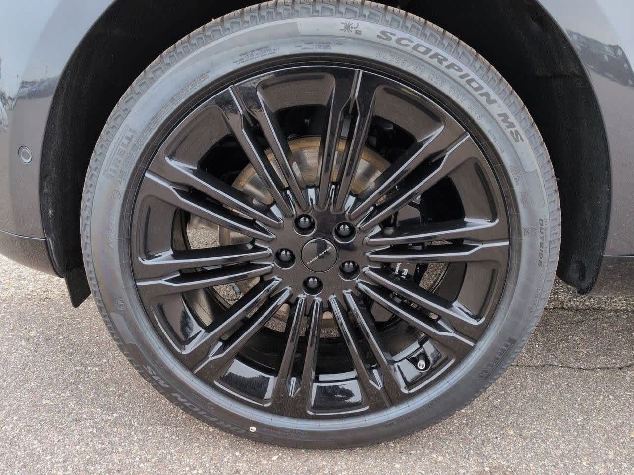 Thumbnail: 2026 Land Rover Range Rover - 13