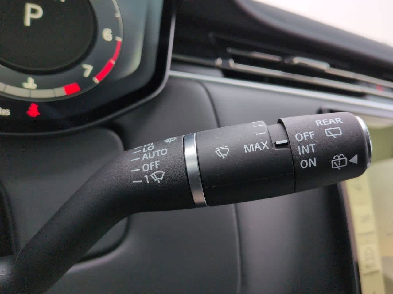 Thumbnail: 2026 Land Rover Range Rover - 27