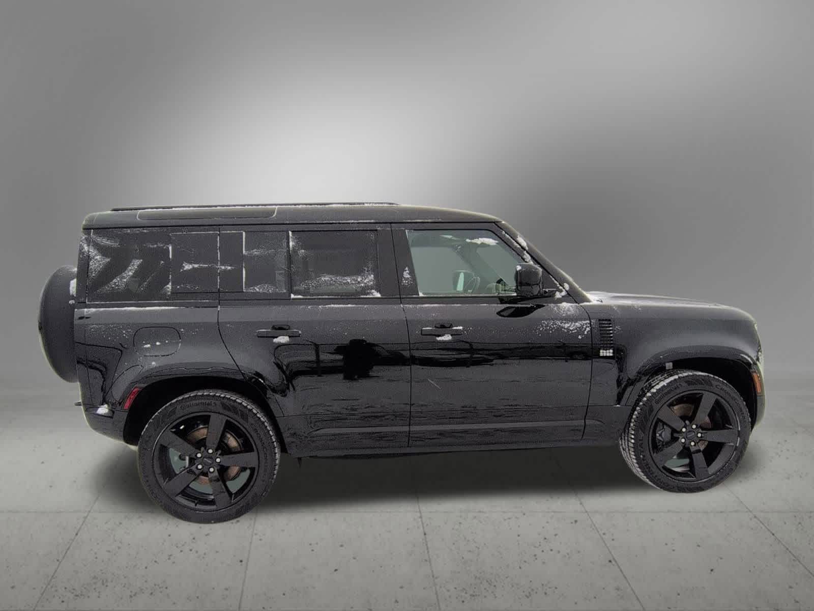 Thumbnail: 2026 Land Rover Defender - 7